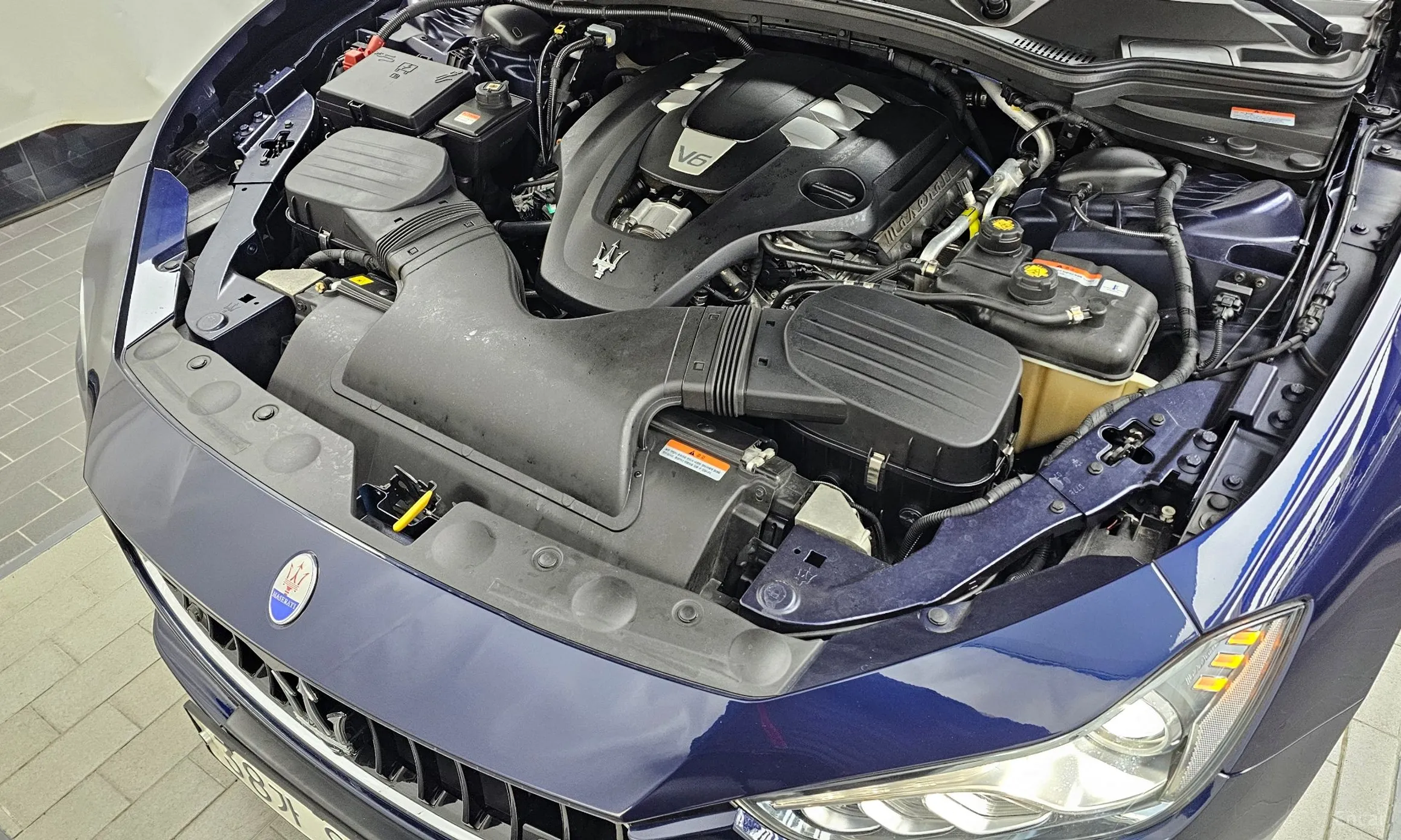 Maserati Ghibli превью 6