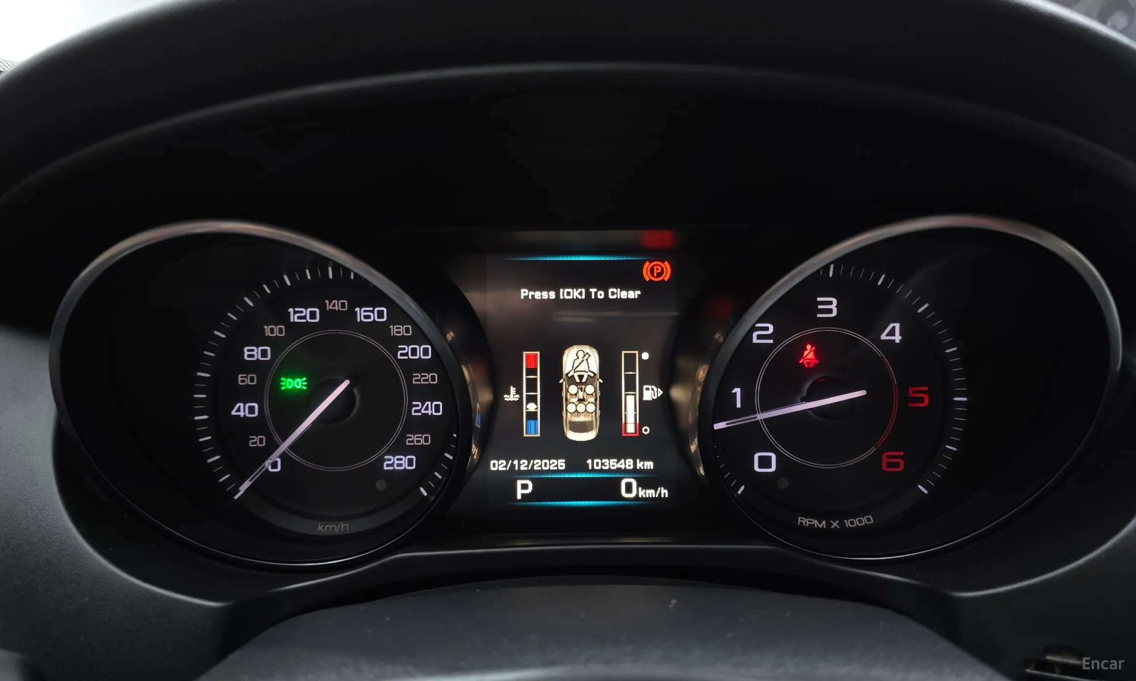 Jaguar XE превью 8
