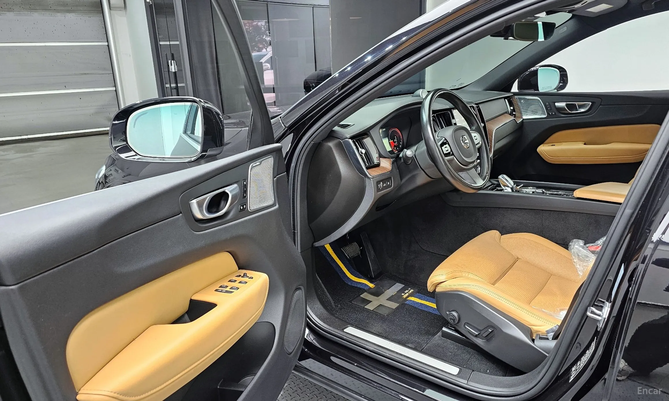 Volvo XC60 Gen 2 превью 10