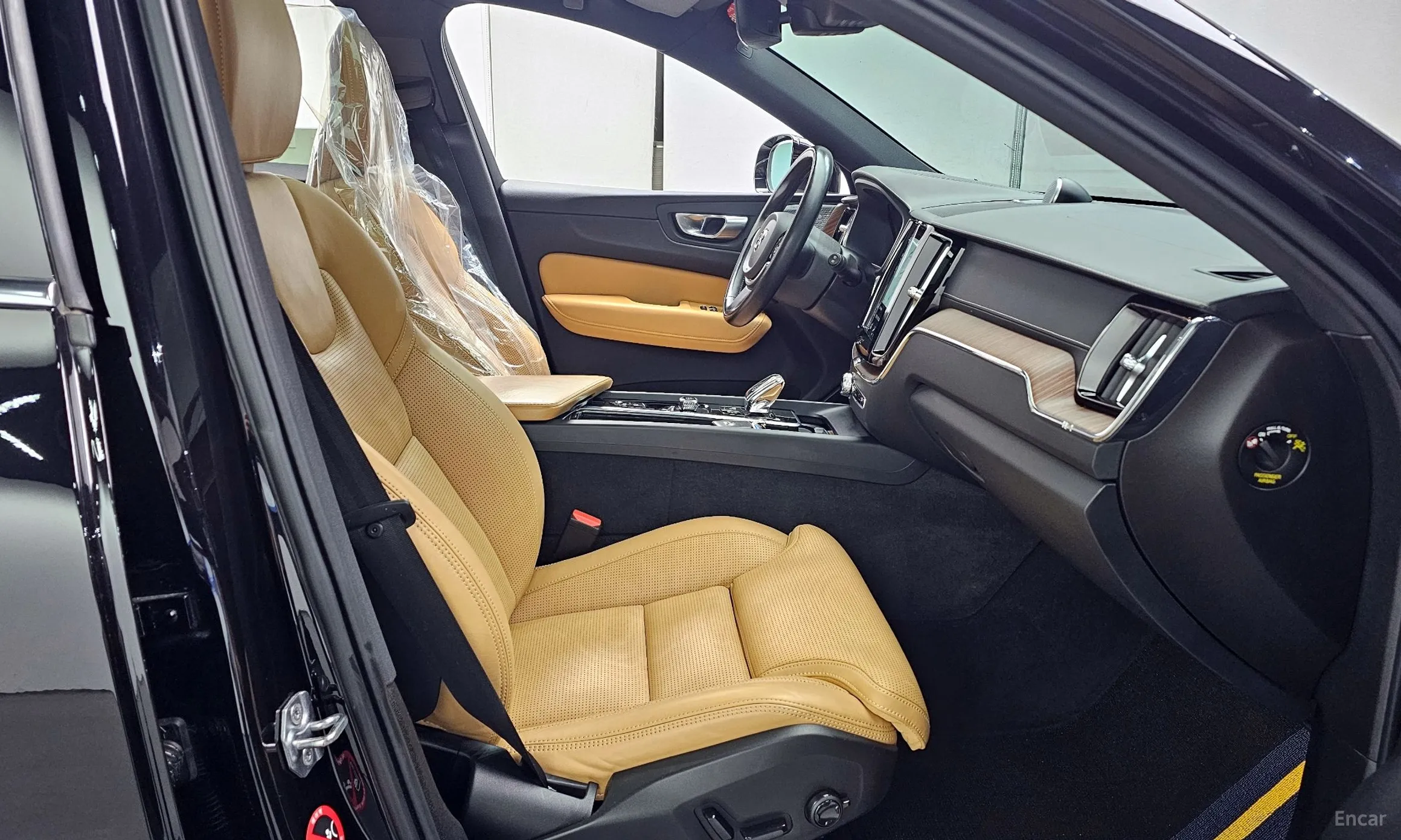 Volvo XC60 Gen 2 превью 11