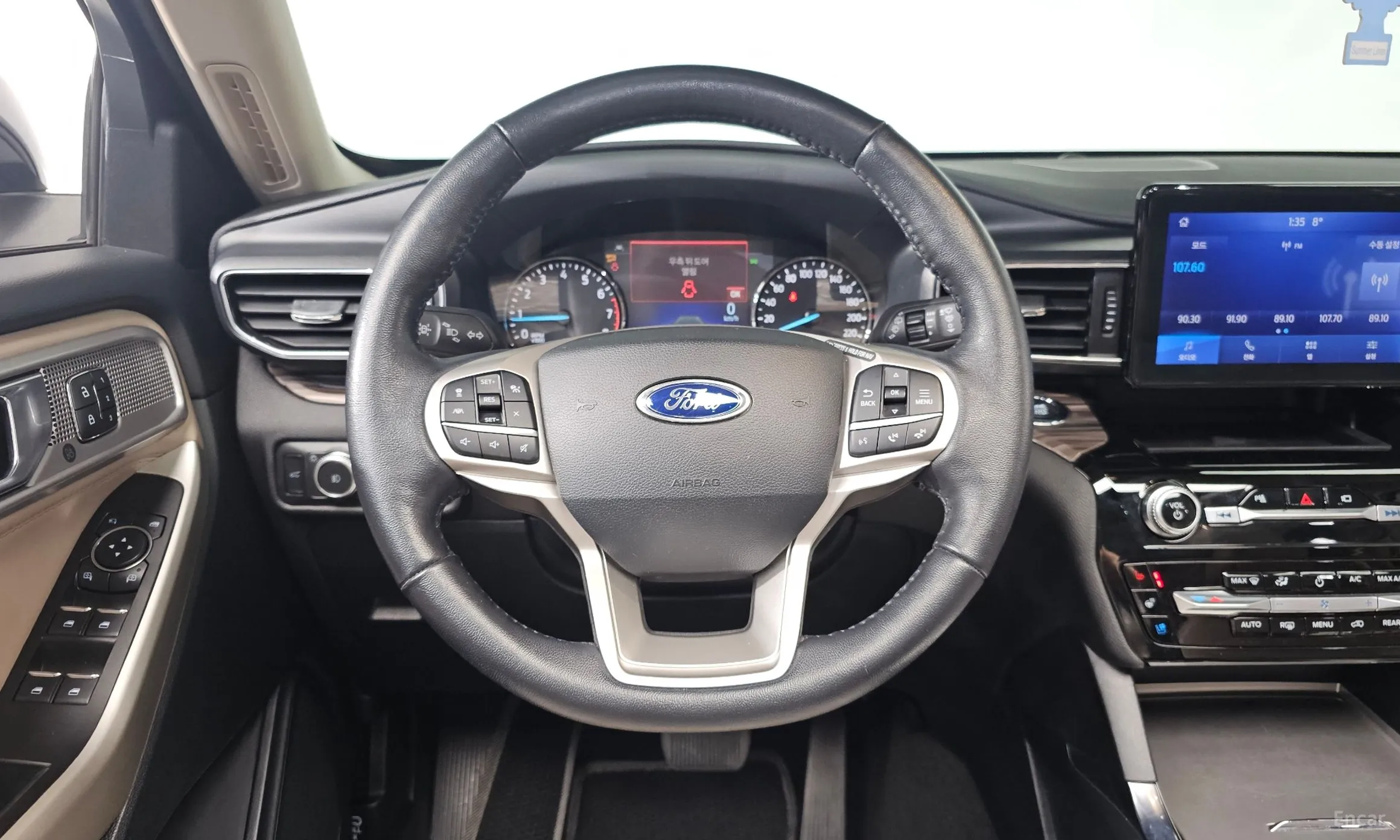 Ford Explorer 6th Generation превью 13
