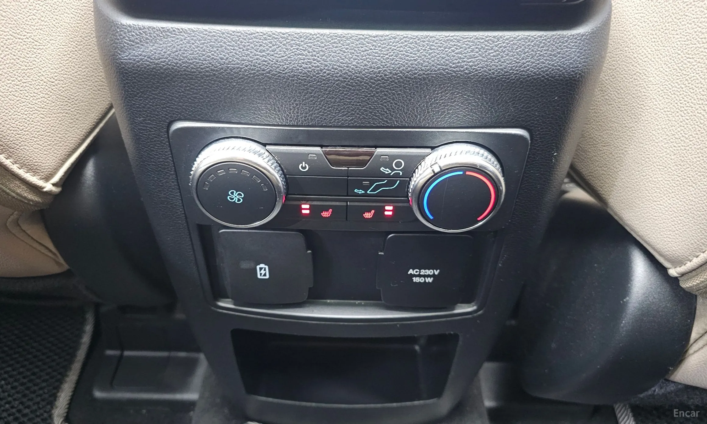 Ford Explorer 6th Generation превью 18