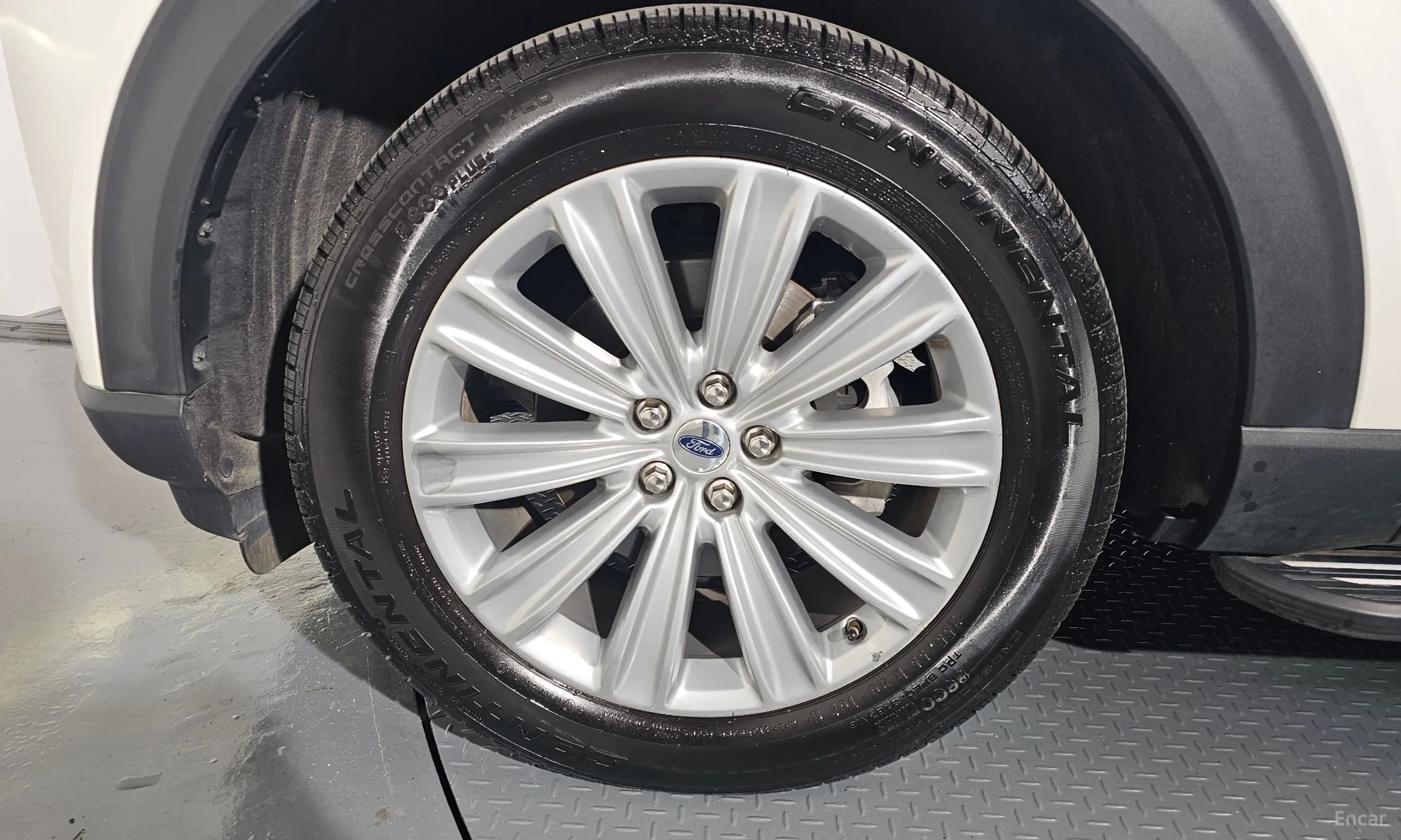 Ford Explorer 6th Generation превью 5