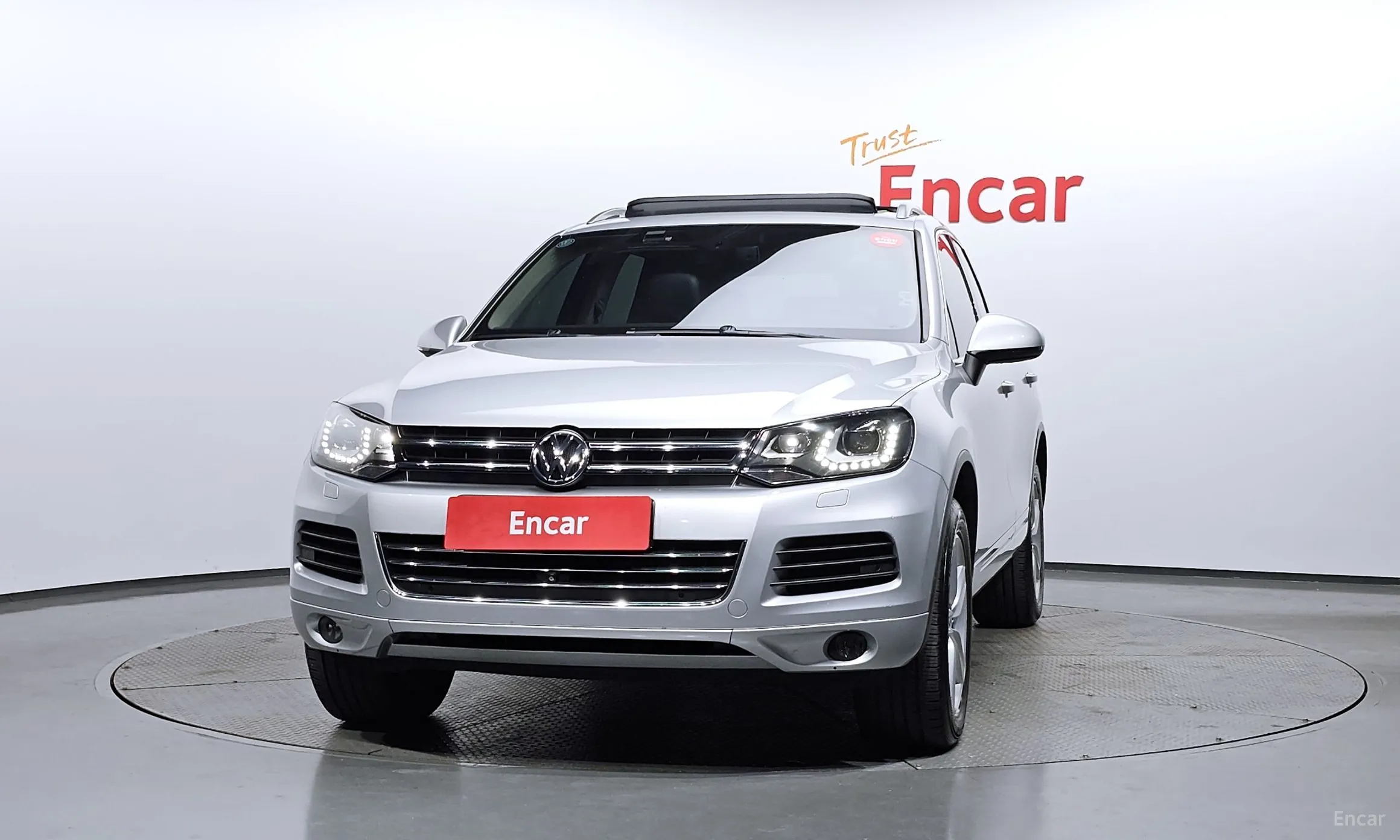Volkswagen New Touareg превью 3