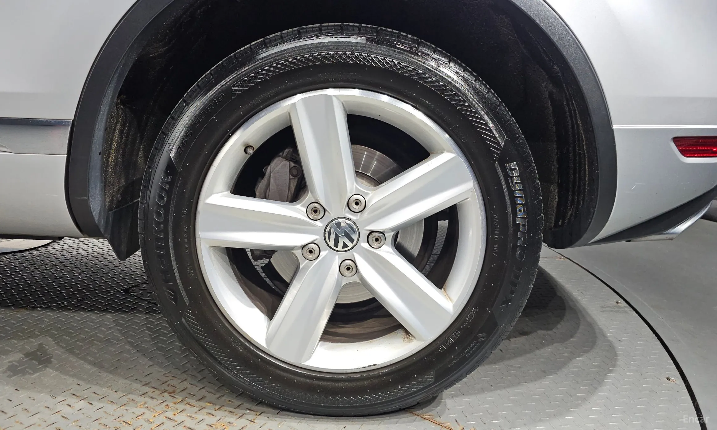 Volkswagen New Touareg превью 5