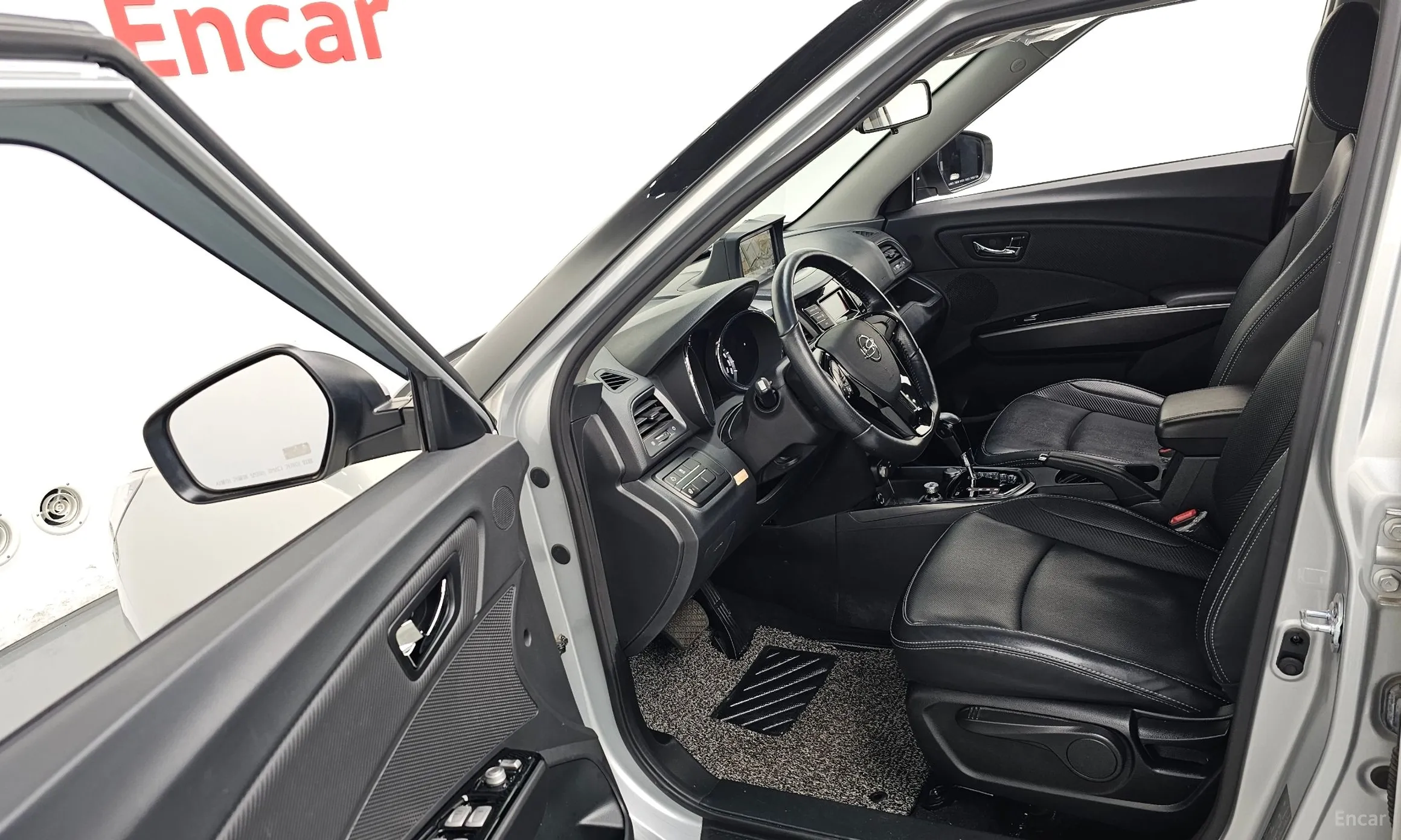 KG Mobility (SsangYong) Tivoli, Lazio превью 10