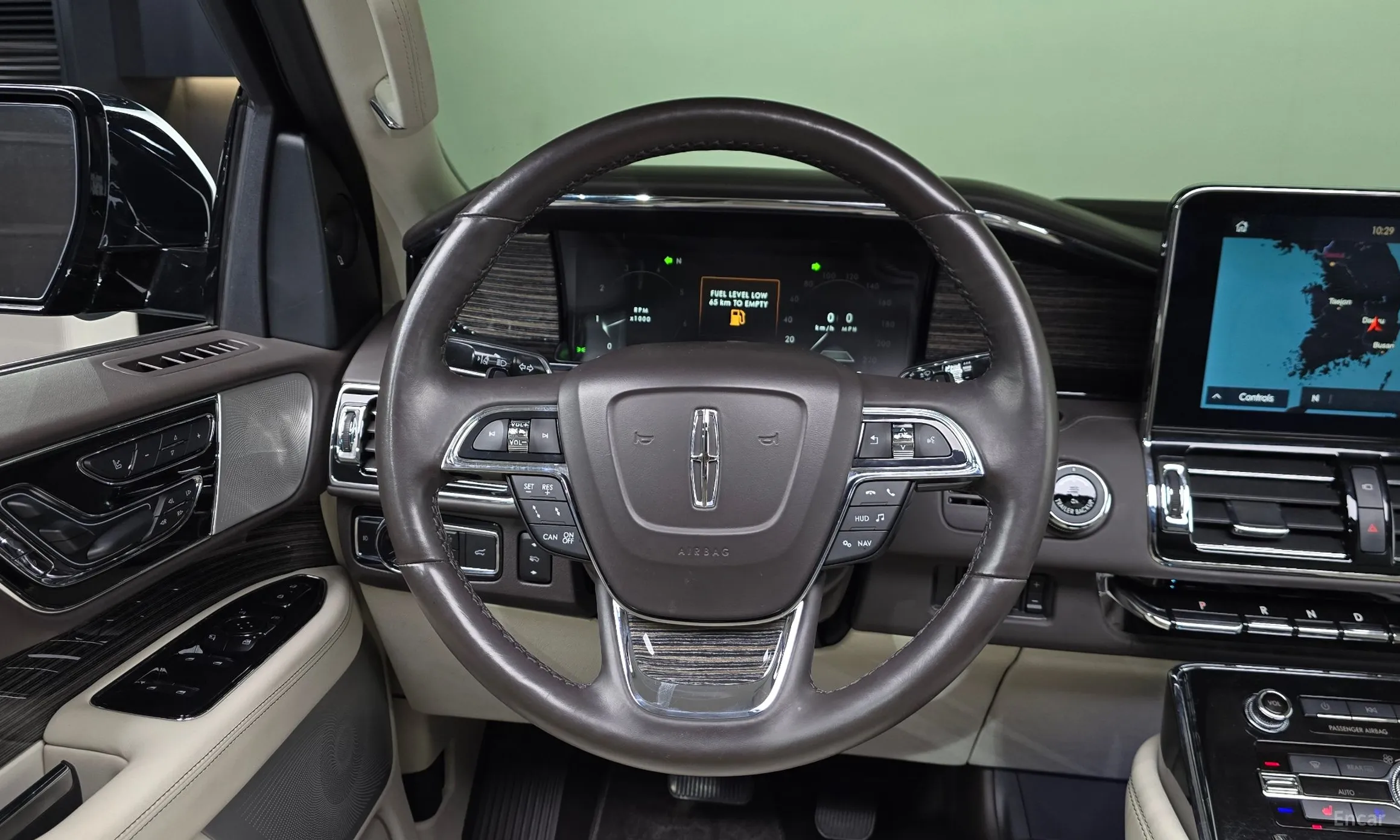 Lincoln Navigator 4th generation превью 13