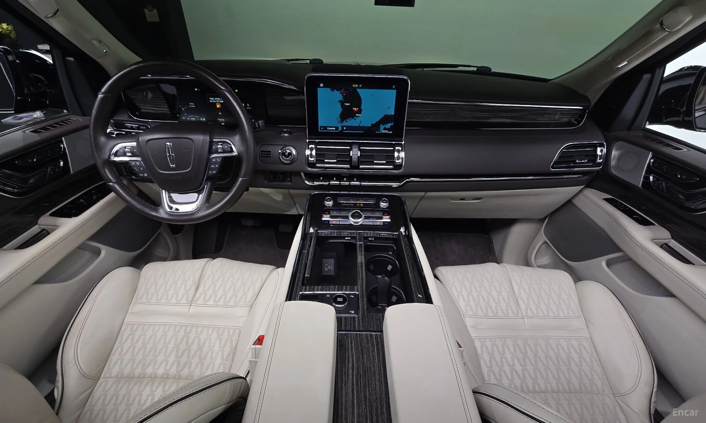 Lincoln Navigator 4th generation превью 7
