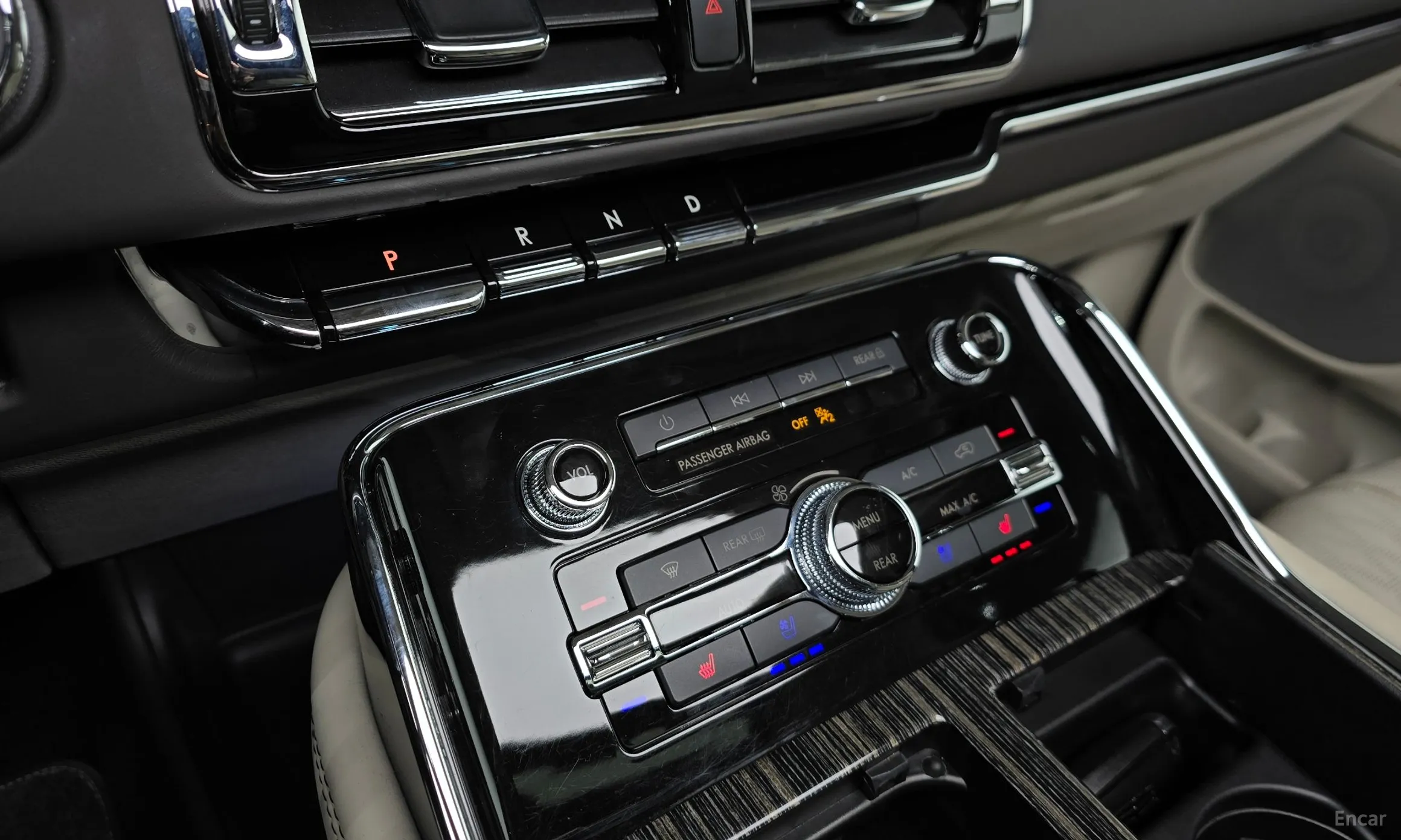 Lincoln Navigator 4th generation превью 9
