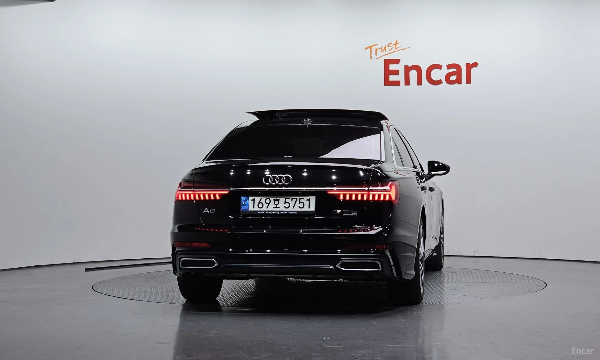 Audi A6 (C8) превью 4