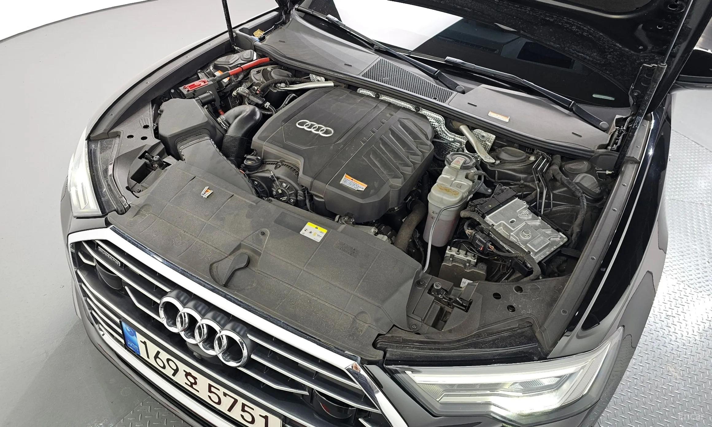 Audi A6 (C8) превью 6