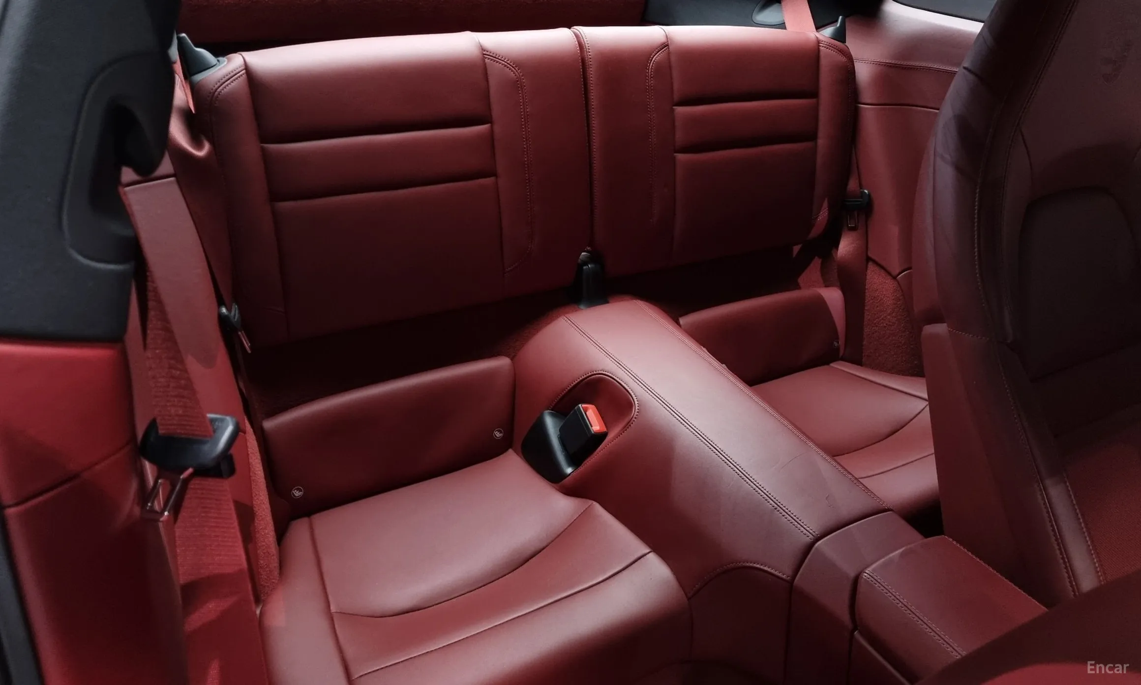 Porsche 911 (992) превью 12