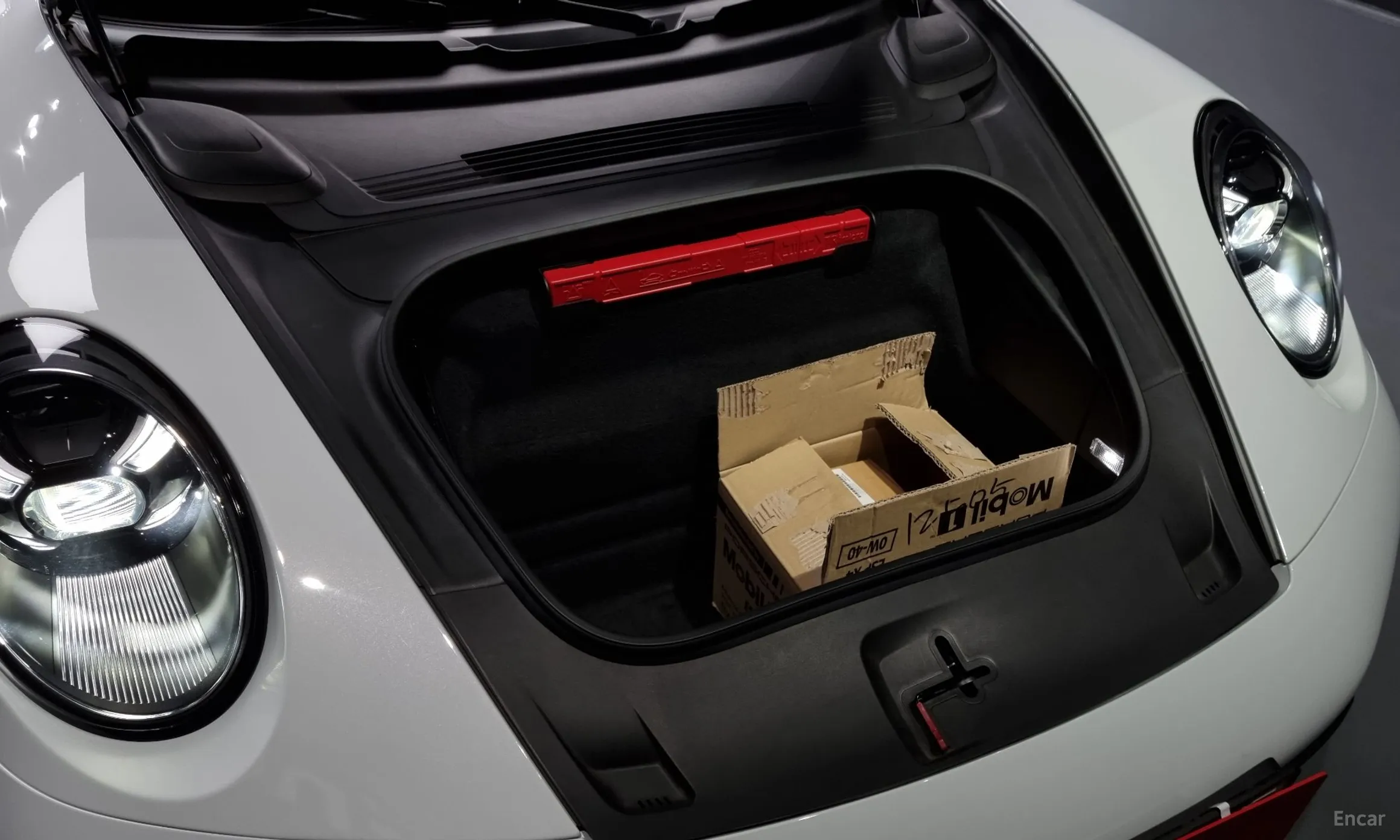 Porsche 911 (992) превью 6