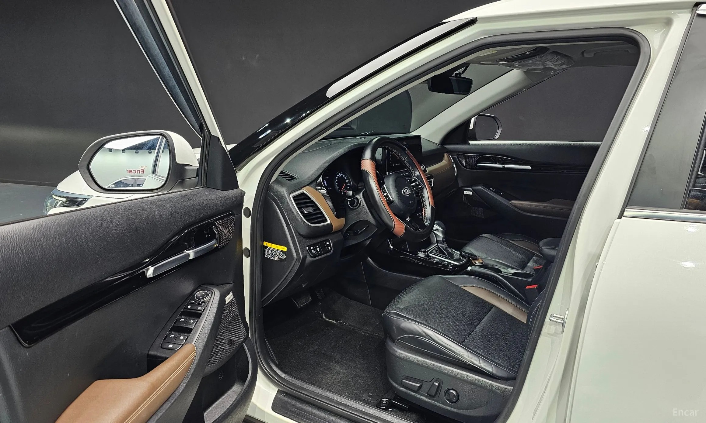 Kia Seltos превью 11