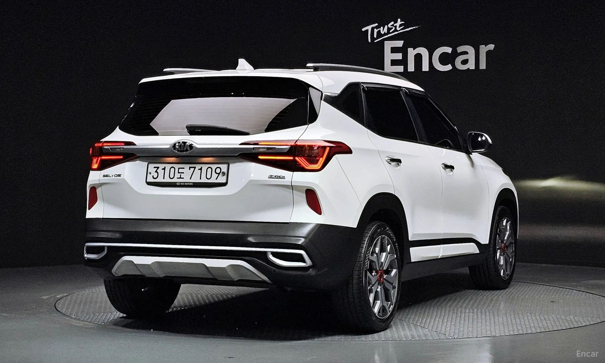 Kia Seltos превью 2