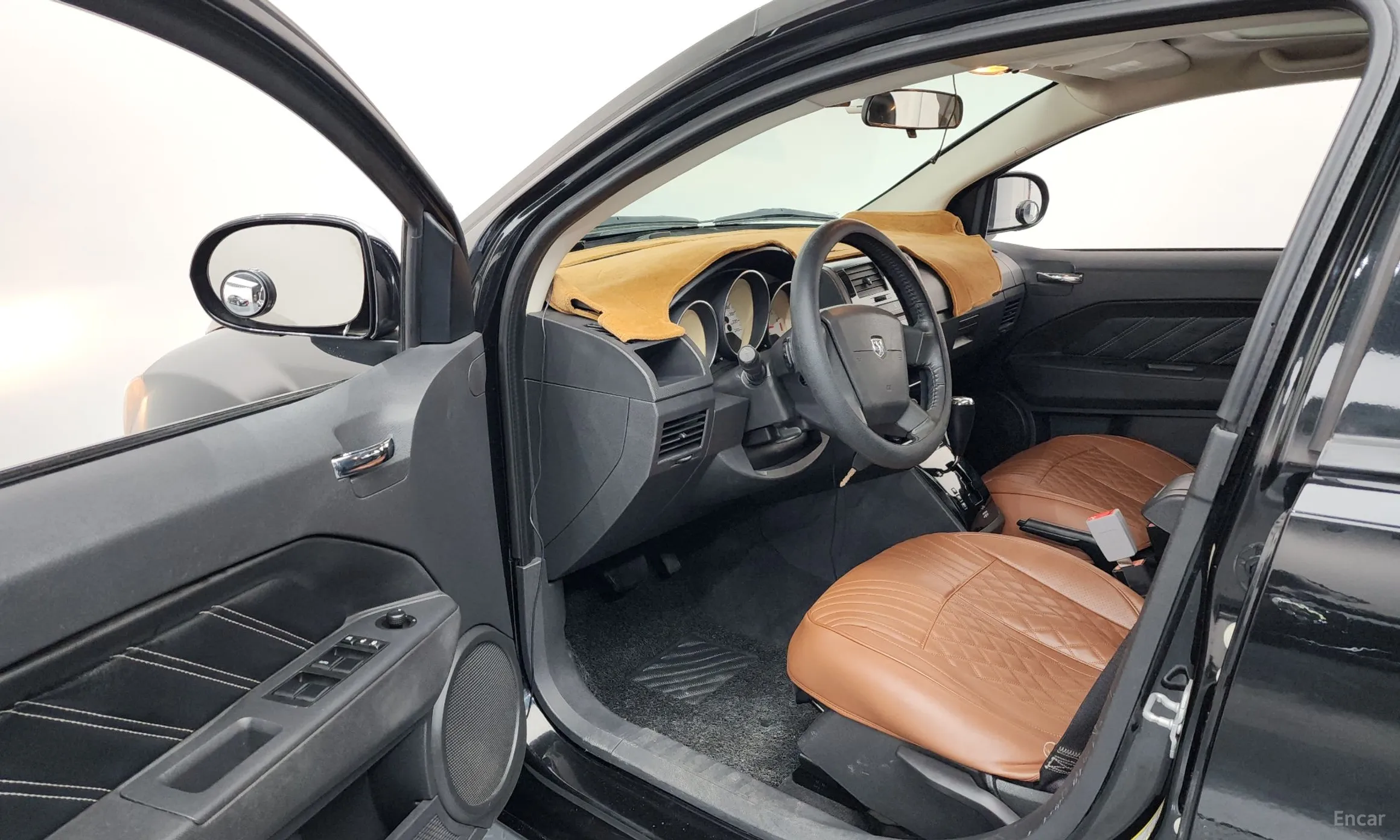 Dodge Caliber превью 10