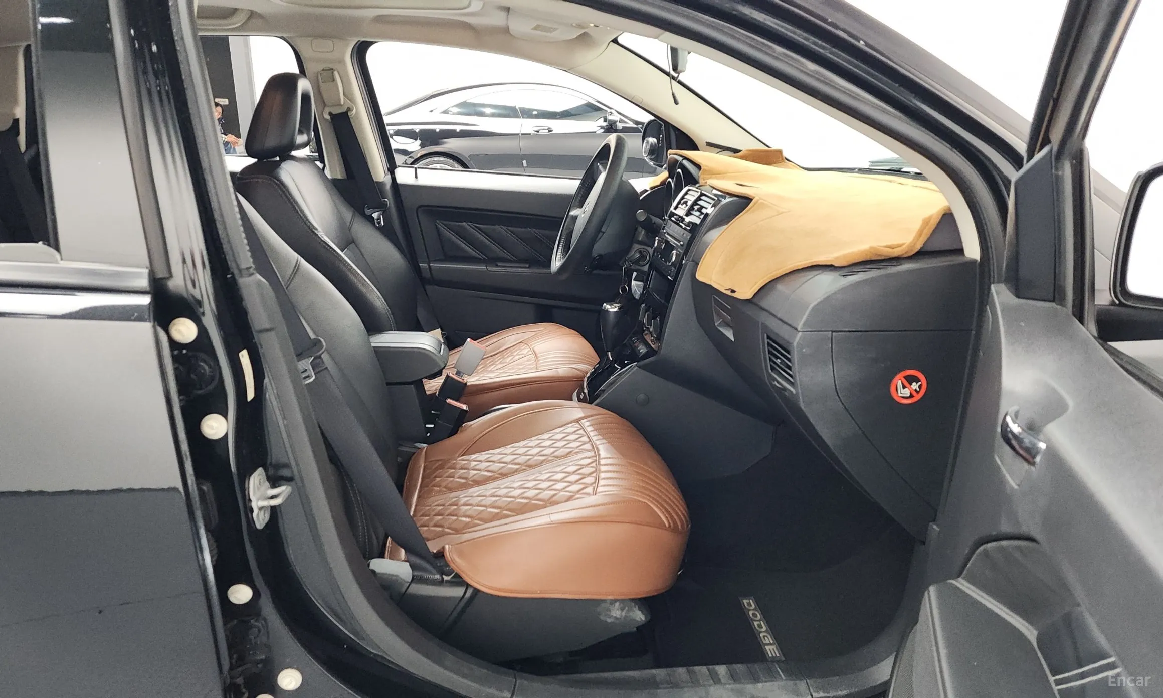 Dodge Caliber превью 11