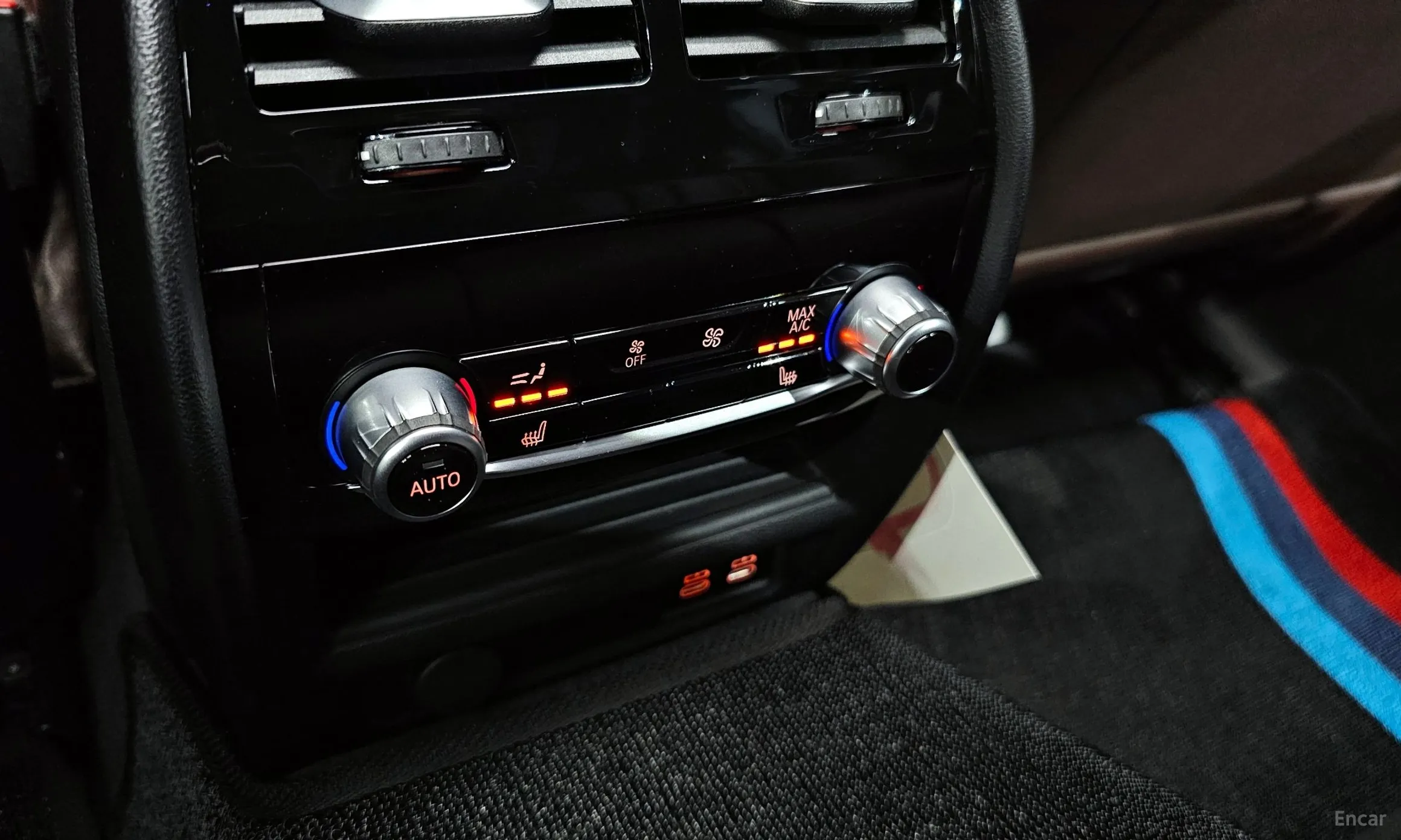 BMW 5 Series (G30) превью 17