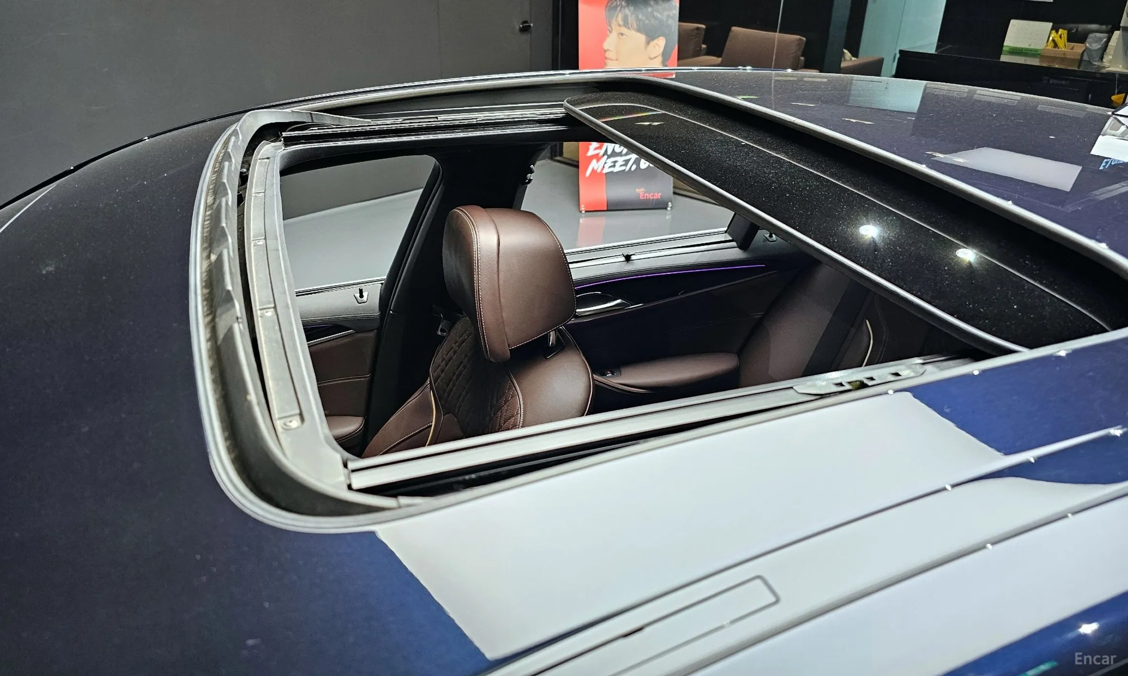 BMW 5 Series (G30) превью 18
