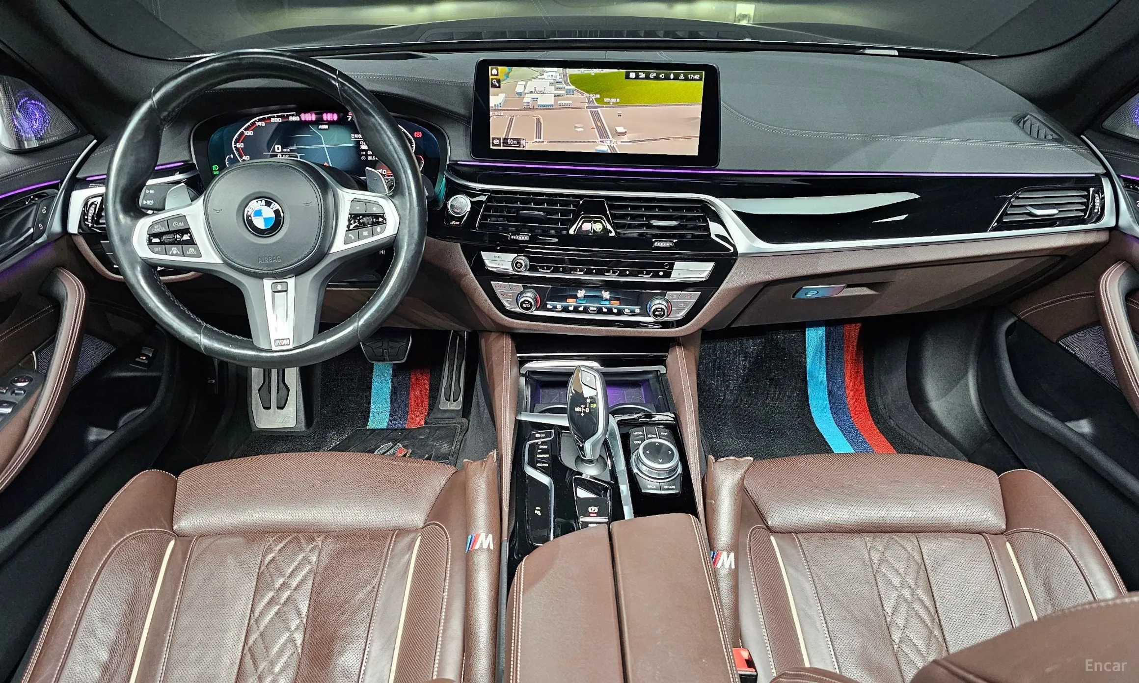 BMW 5 Series (G30) превью 7