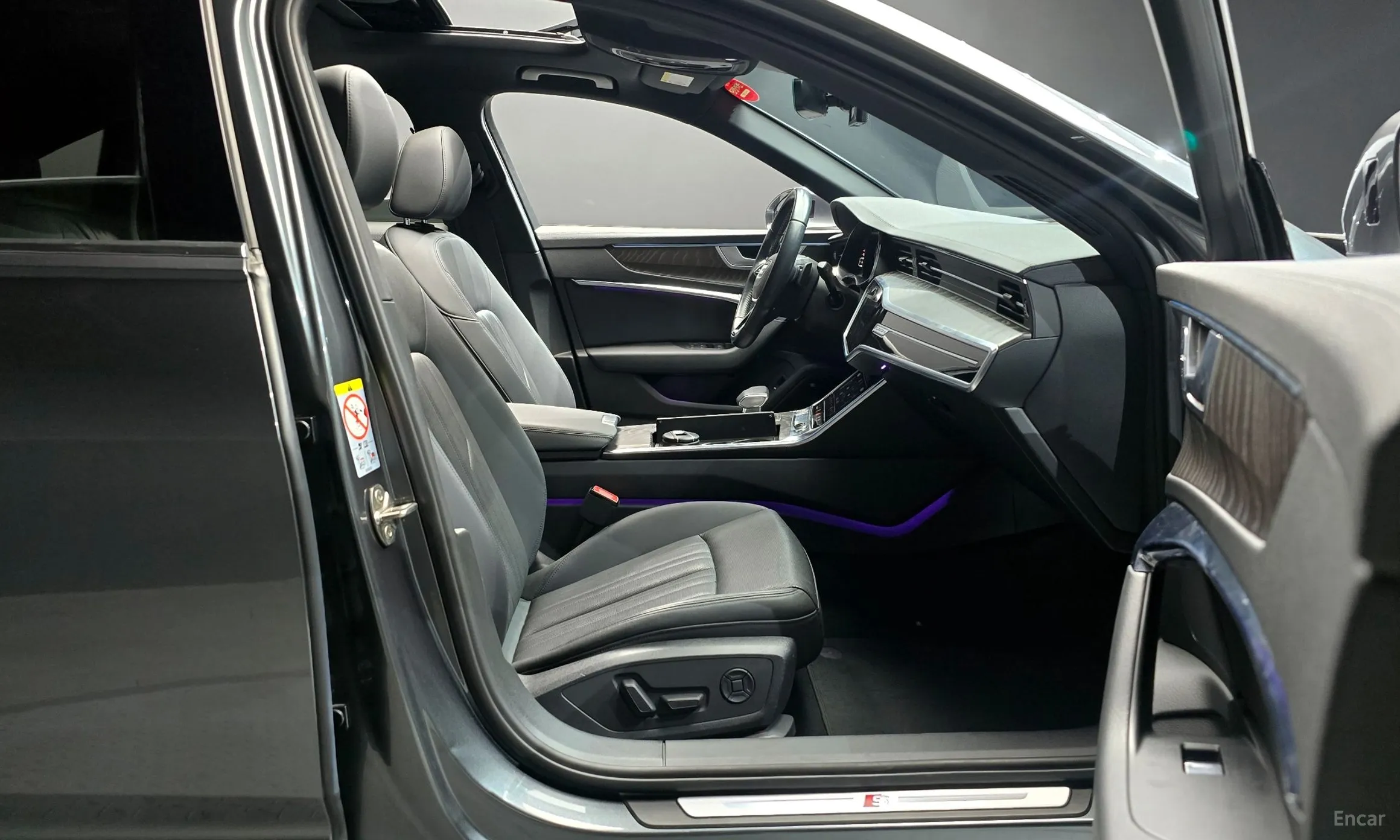 Audi A6 (C8) превью 10