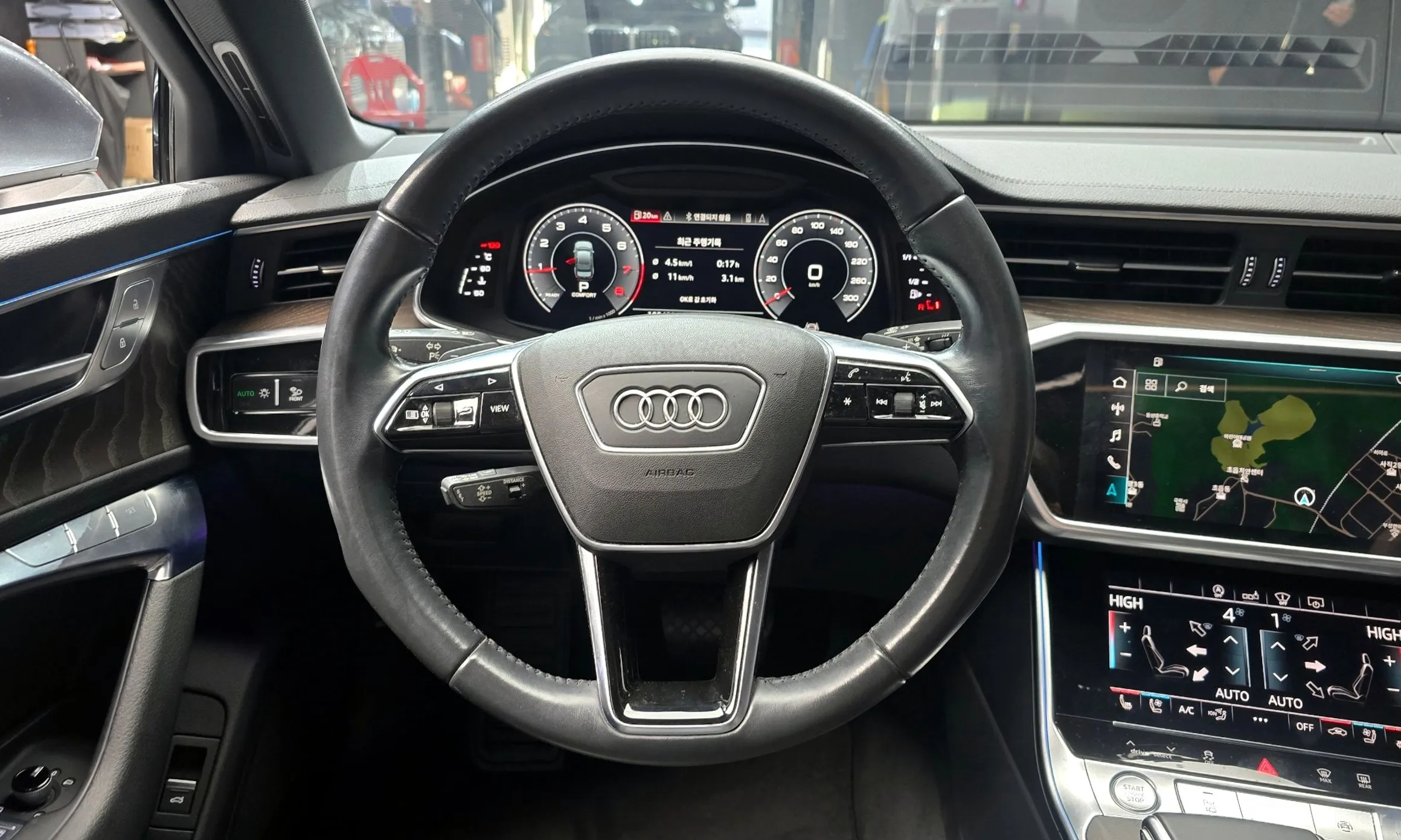Audi A6 (C8) превью 14