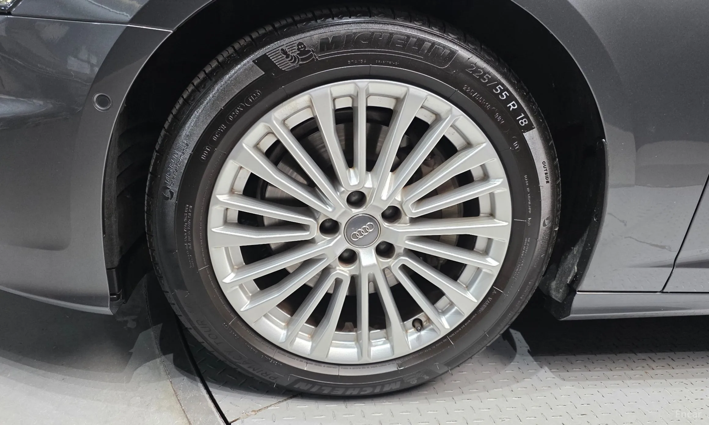 Audi A6 (C8) превью 5