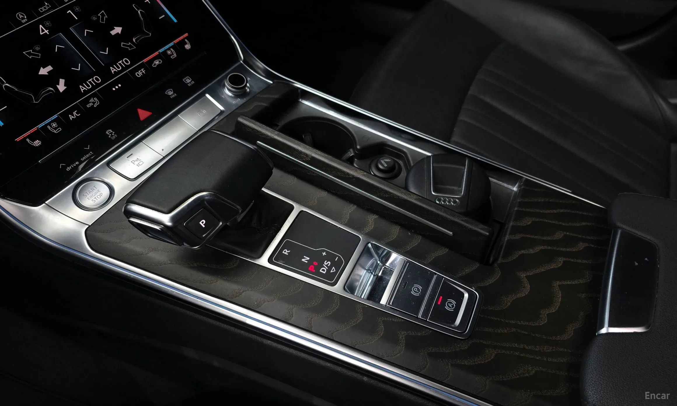 Audi A6 (C8) превью 9