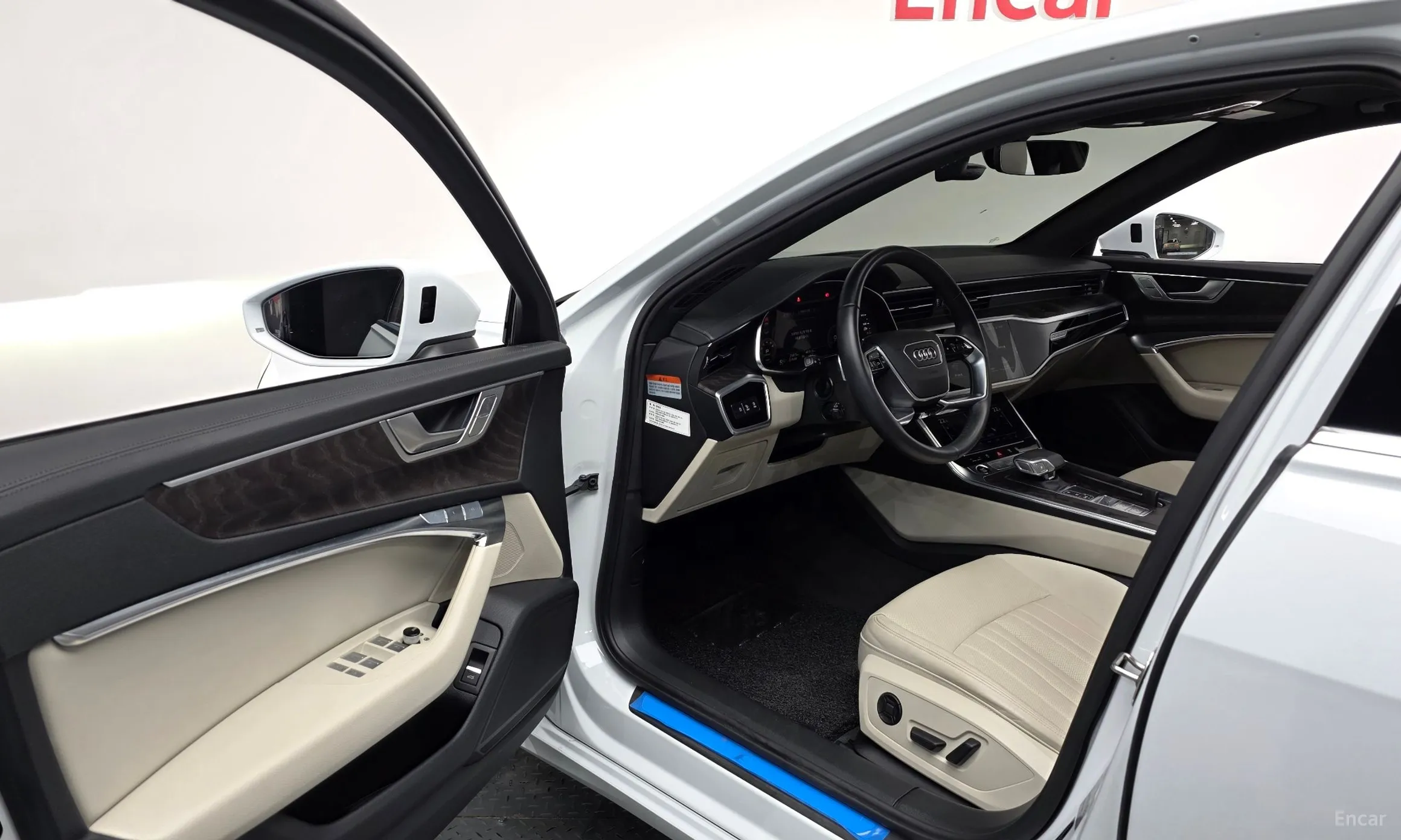 Audi A6 (C8) превью 11