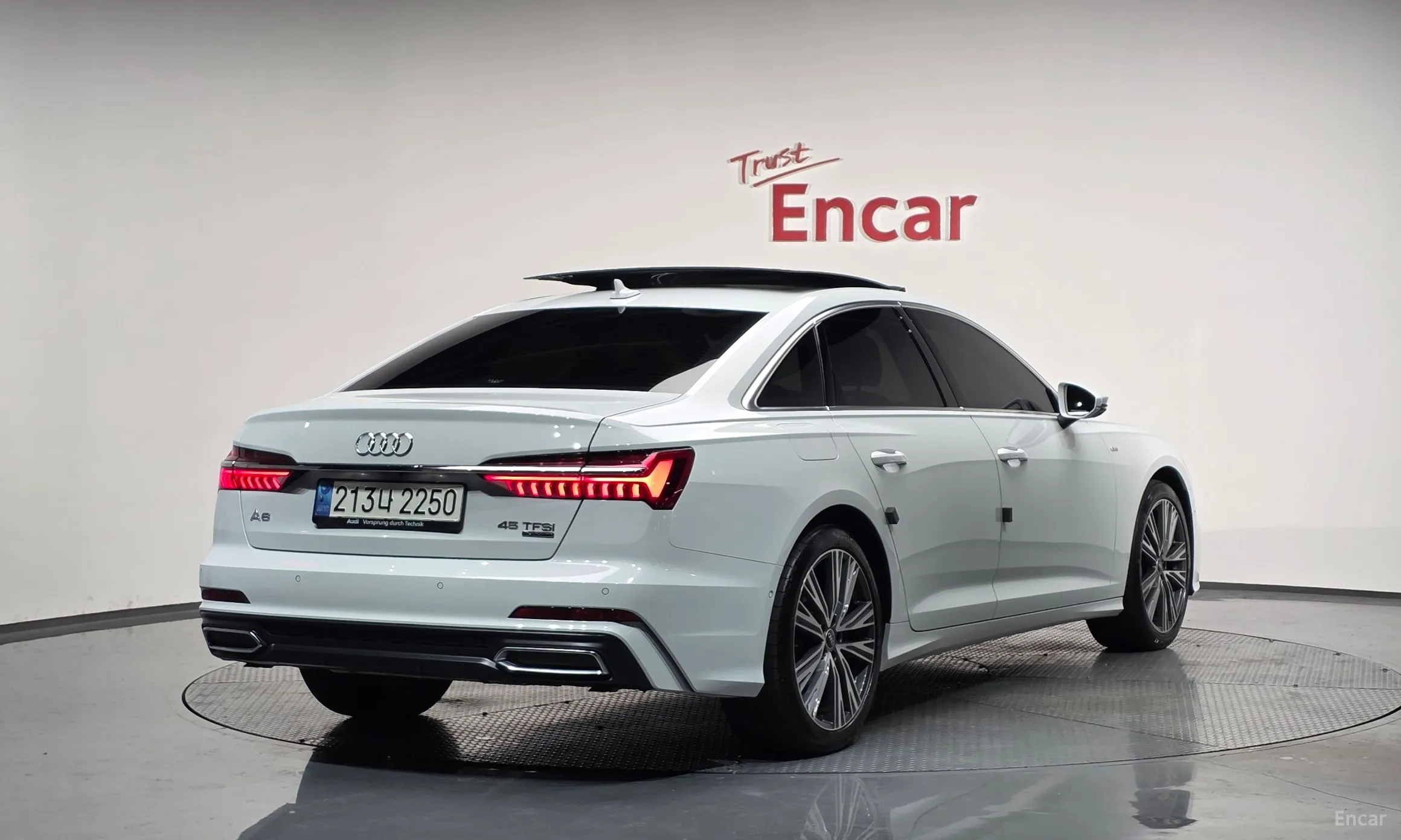 Audi A6 (C8)