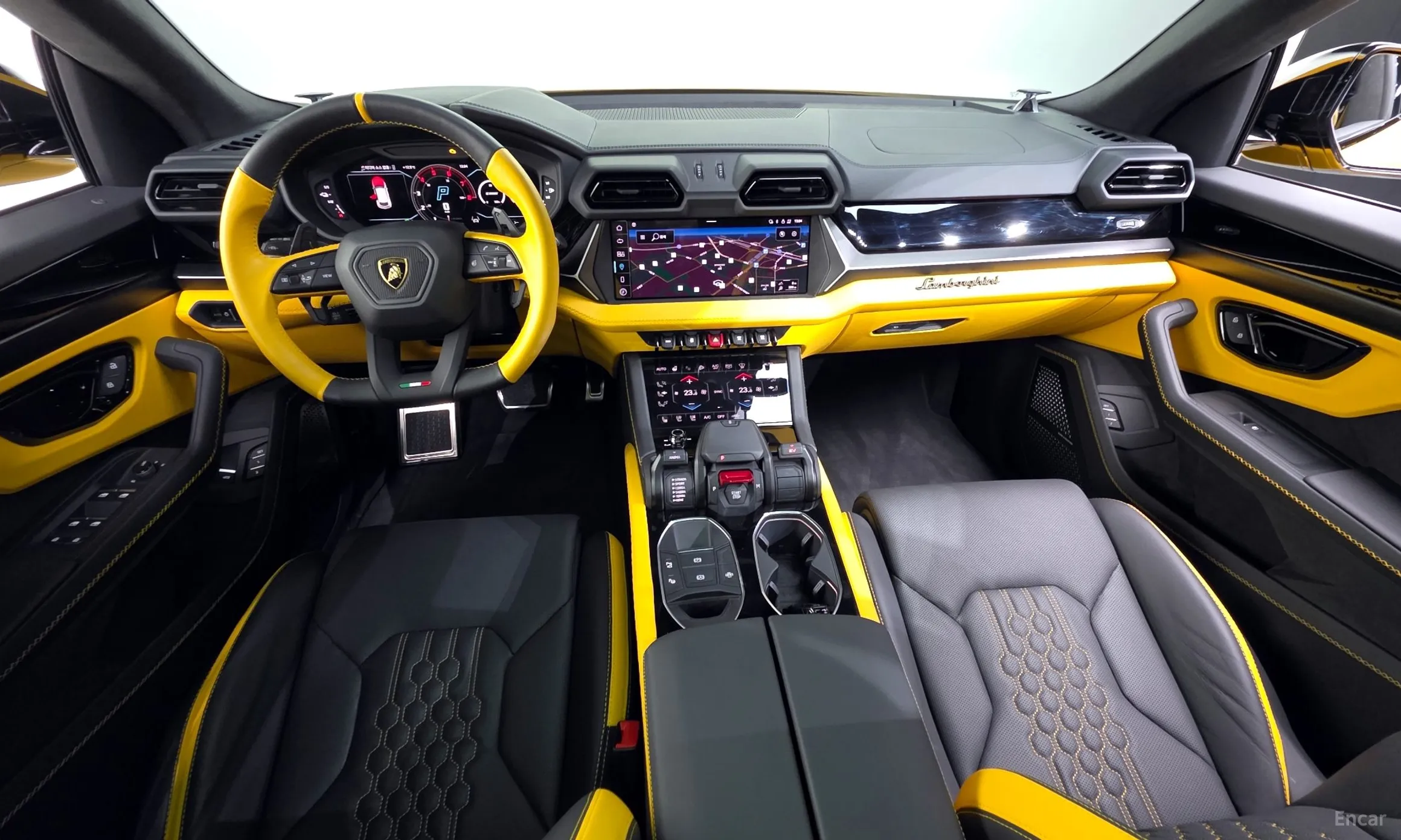 Lamborghini Urus превью 7