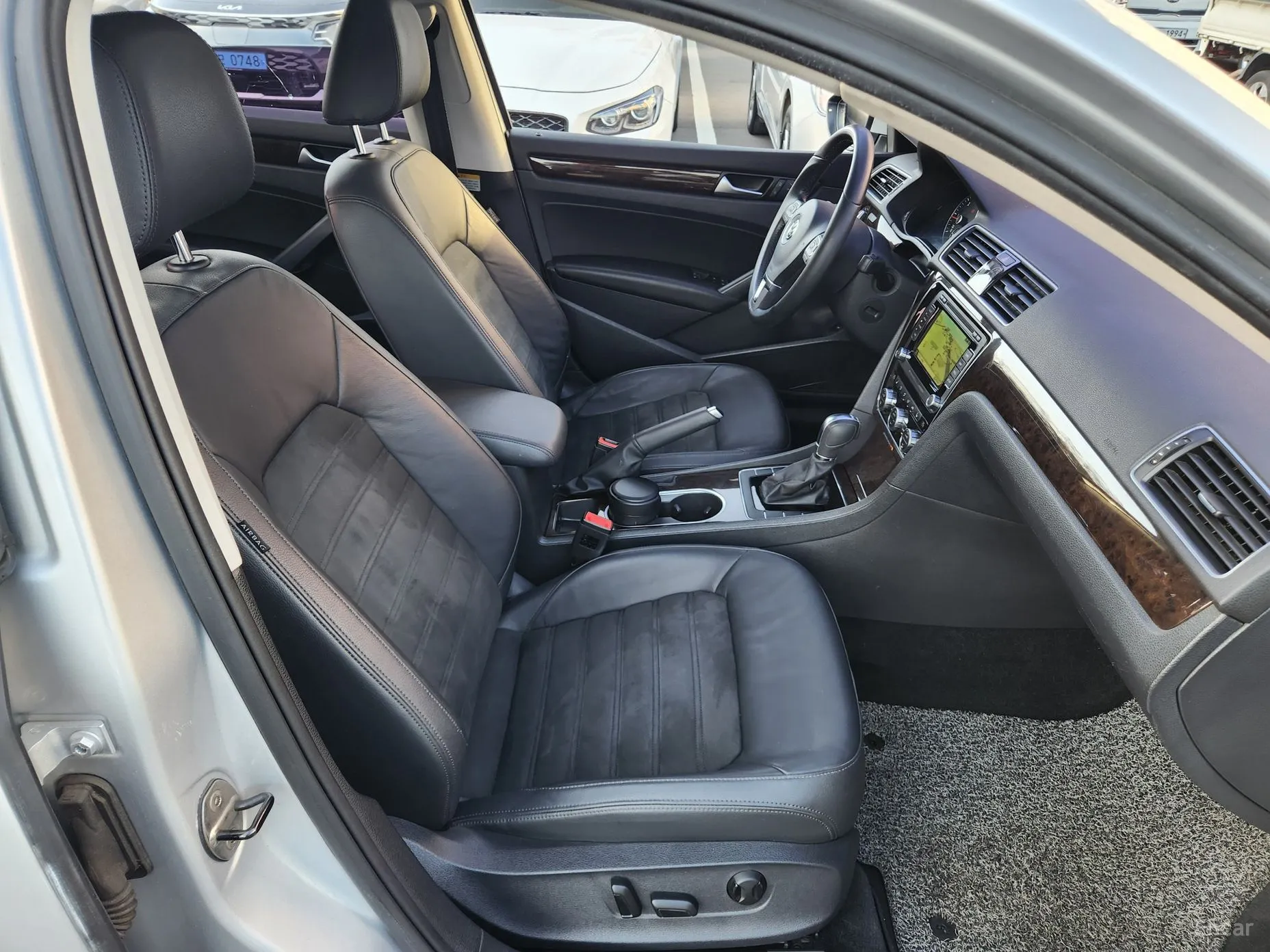 Volkswagen The New Passat превью 16