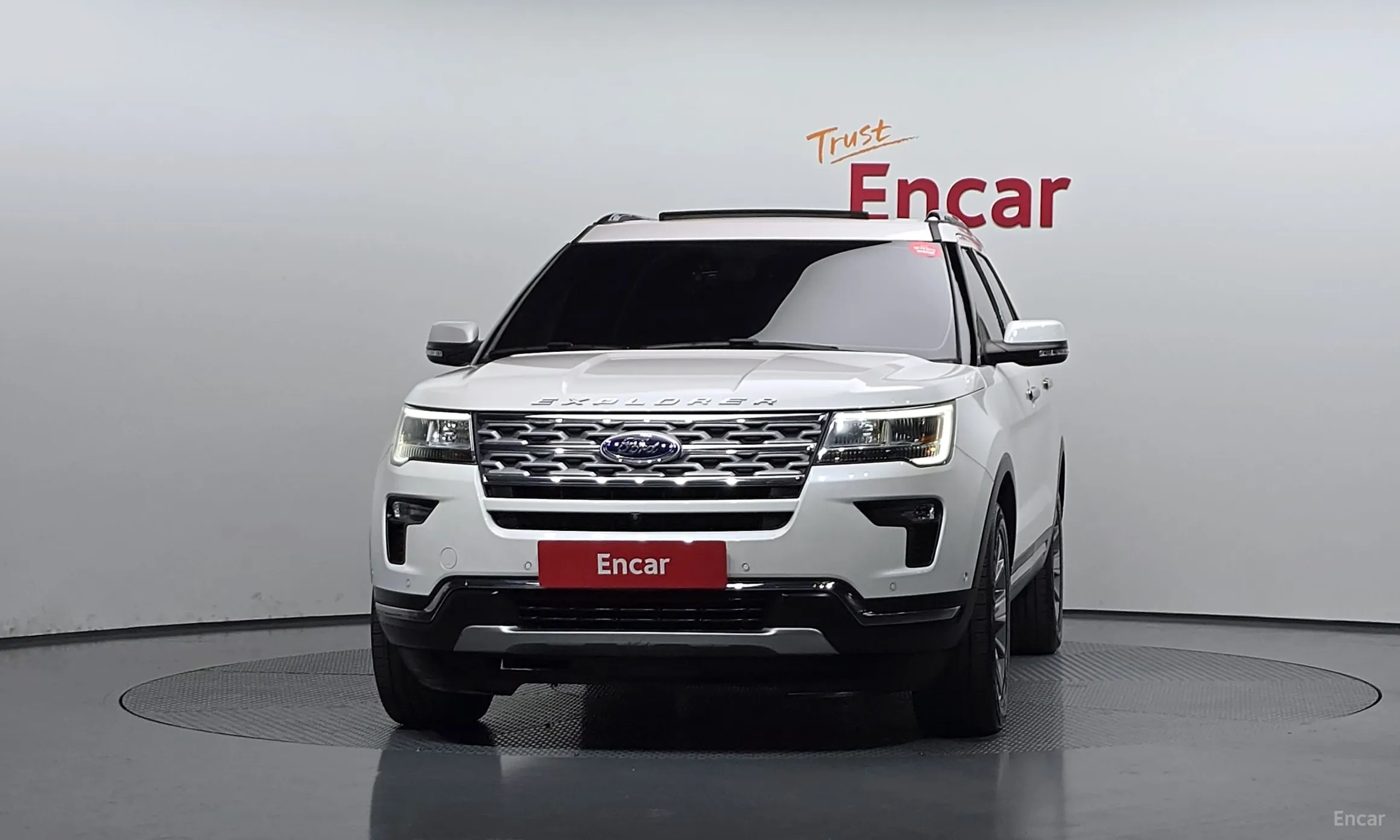 Ford Explorer превью 3