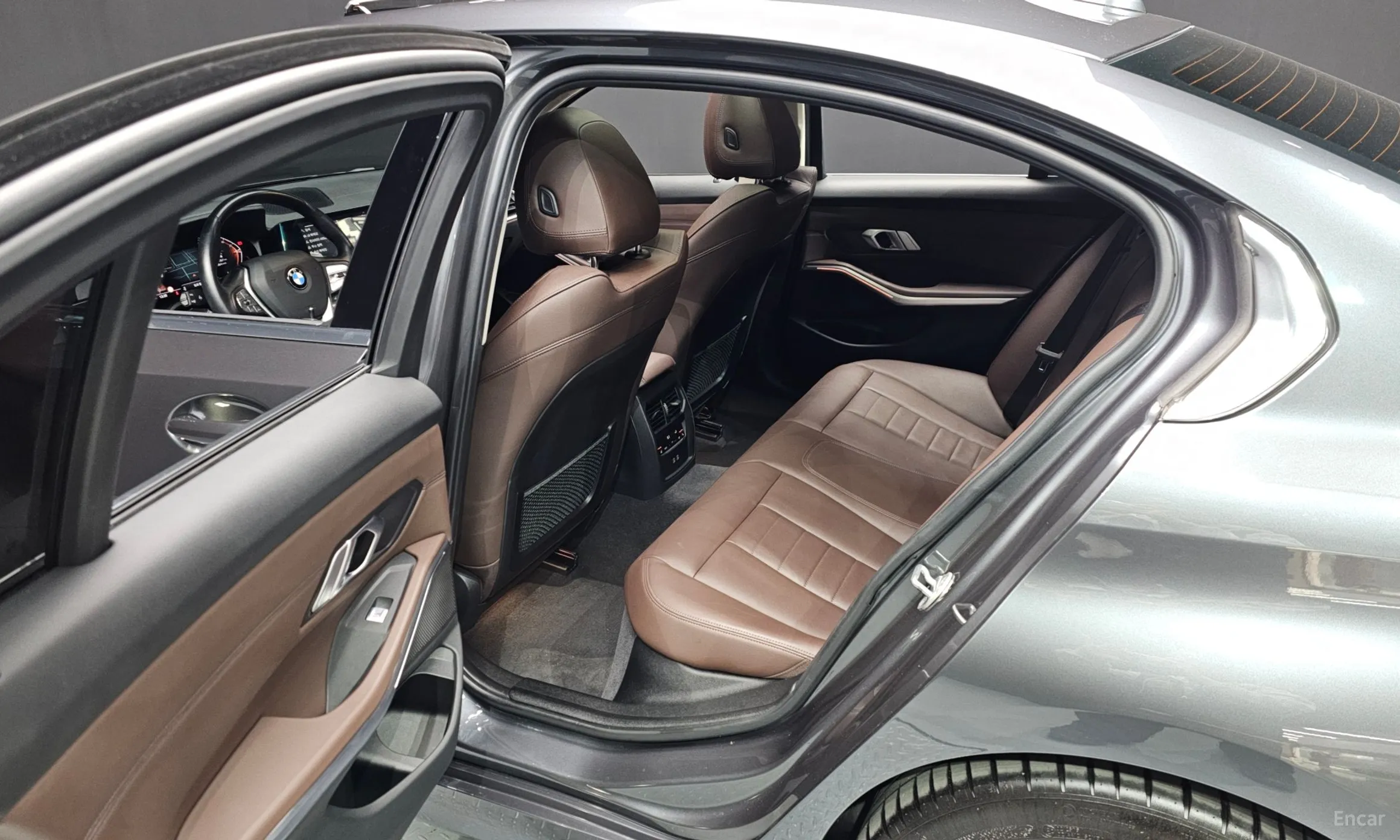 BMW 3 Series (G20) превью 12