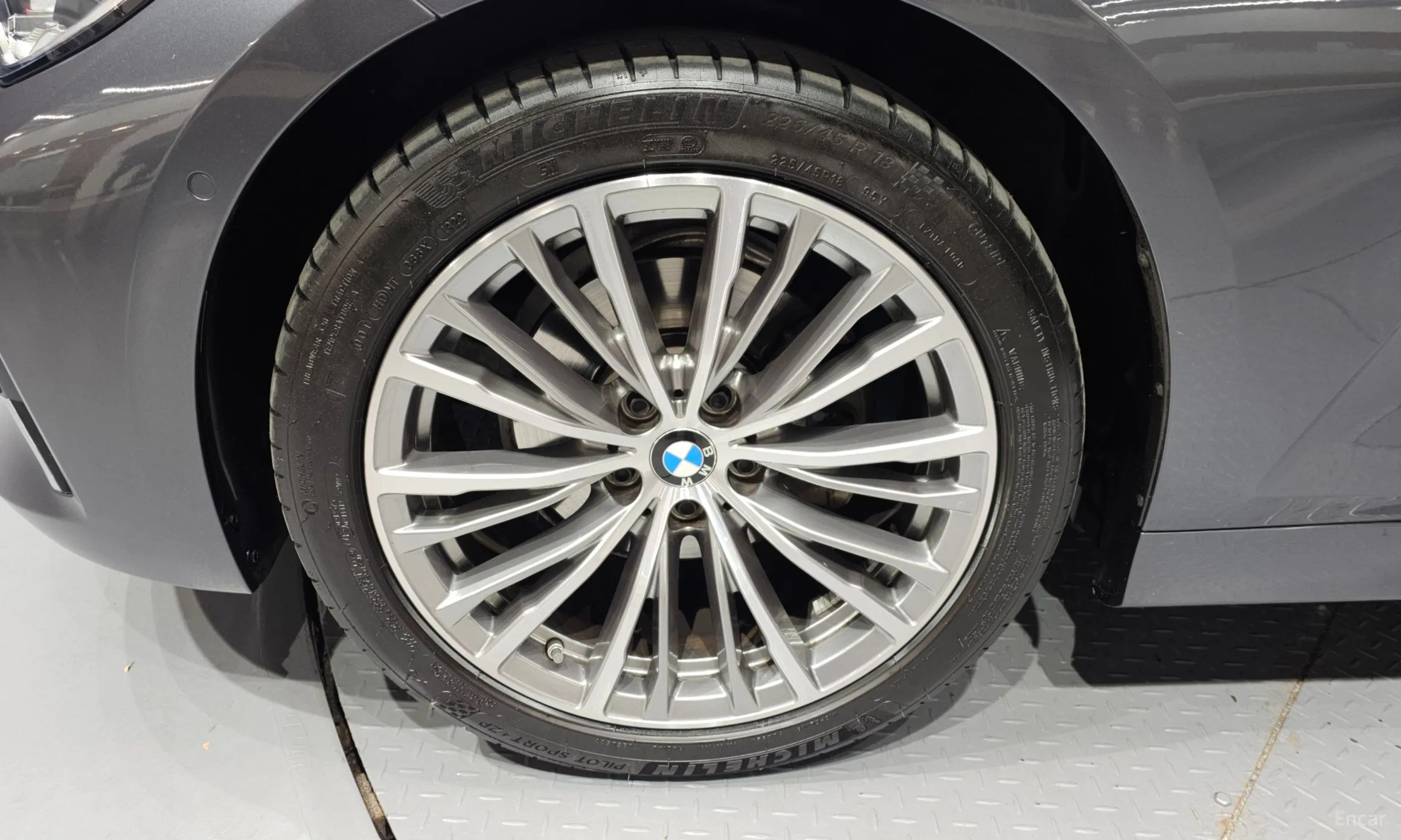 BMW 3 Series (G20) превью 5