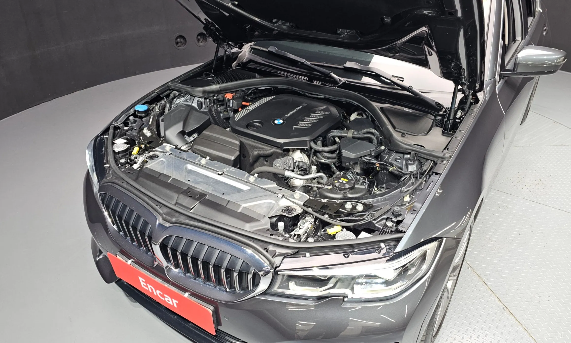 BMW 3 Series (G20) превью 6