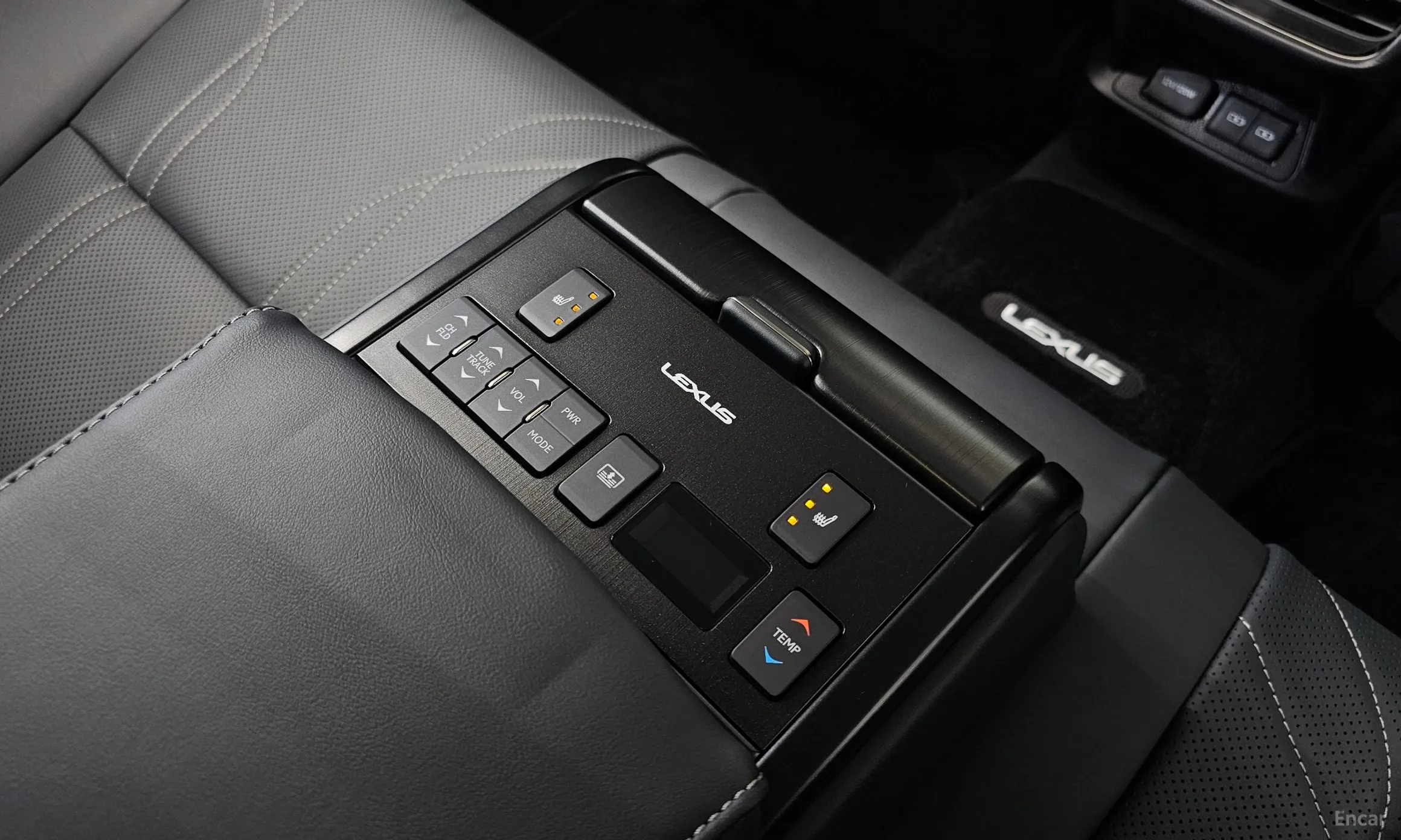 Lexus ES300h 7th Generation превью 18