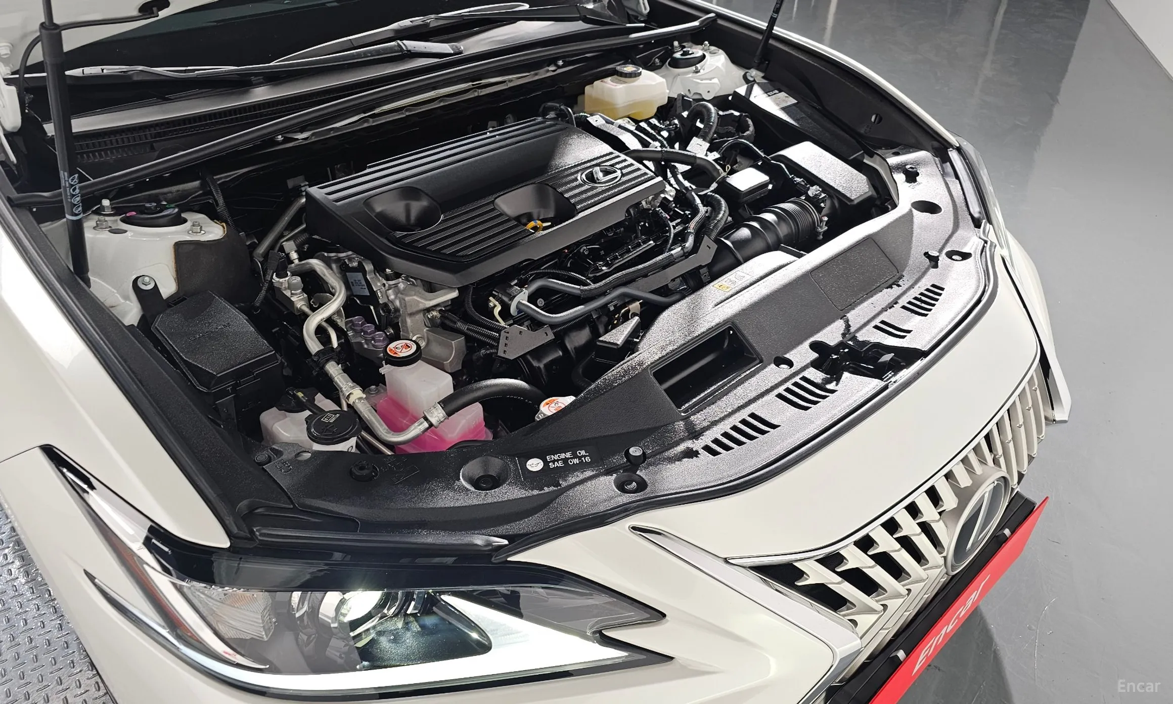 Lexus ES300h 7th Generation превью 6