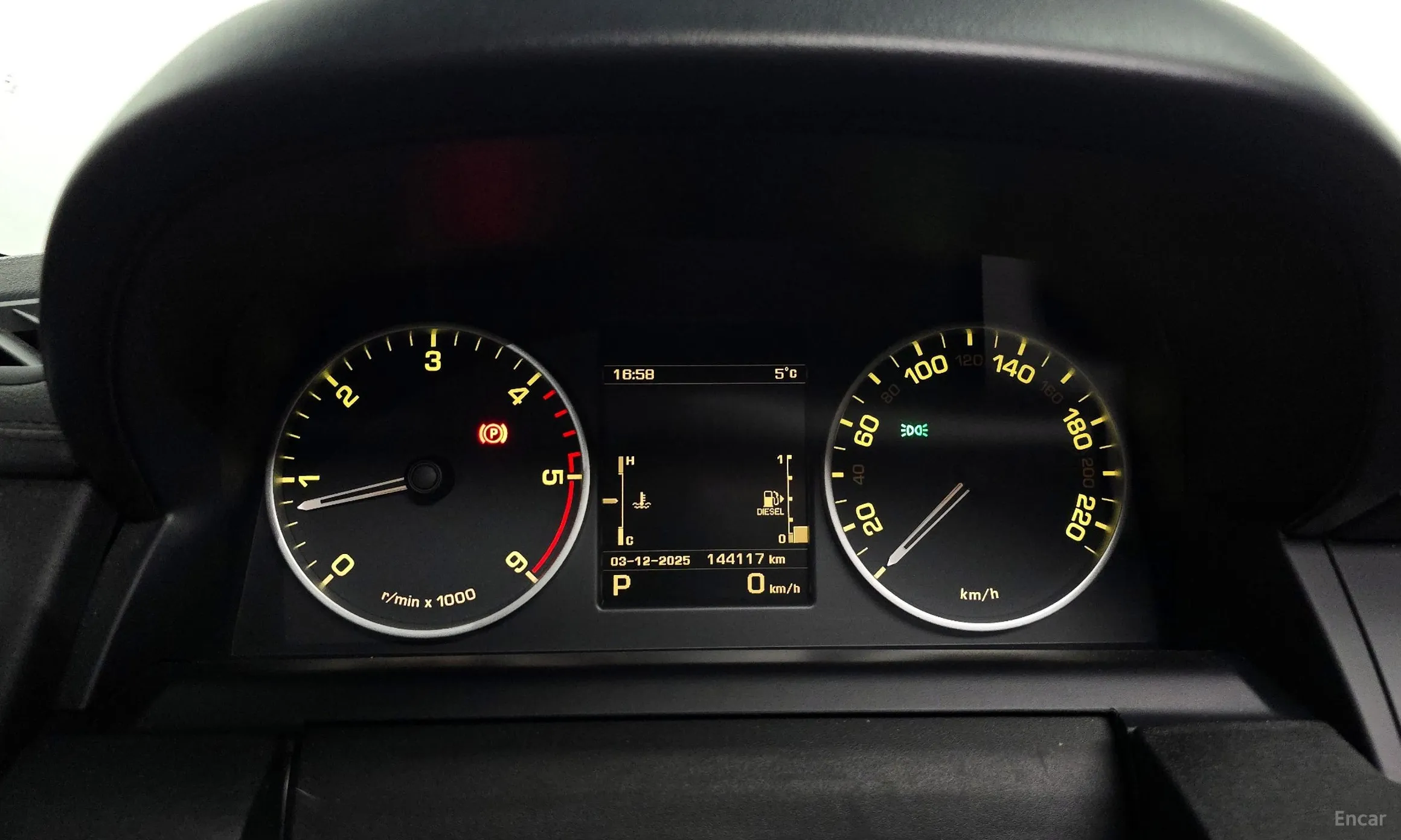 Land Rover Discovery 4 превью 8