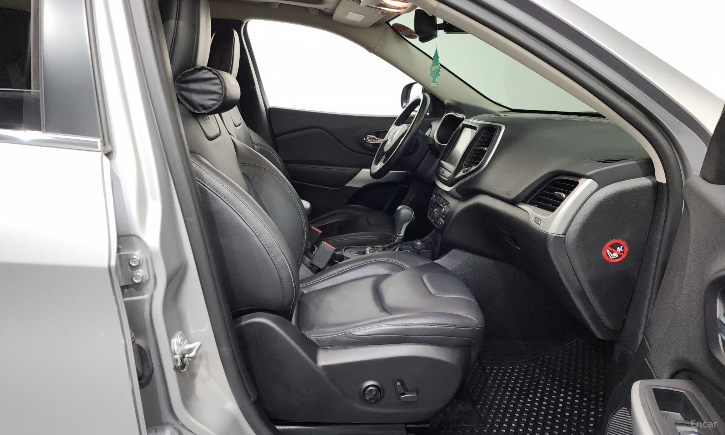 Jeep Cherokee (KL) превью 11
