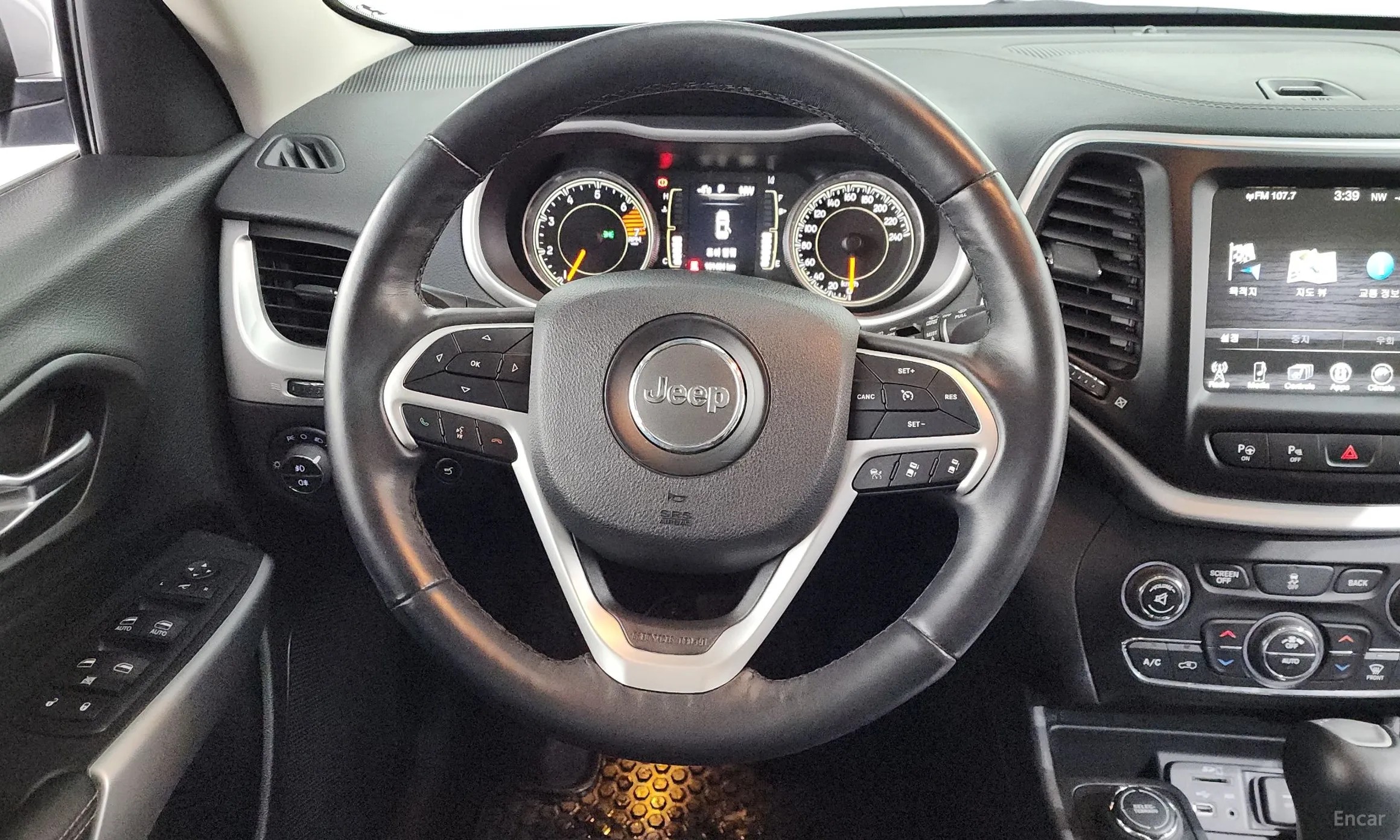 Jeep Cherokee (KL) превью 13