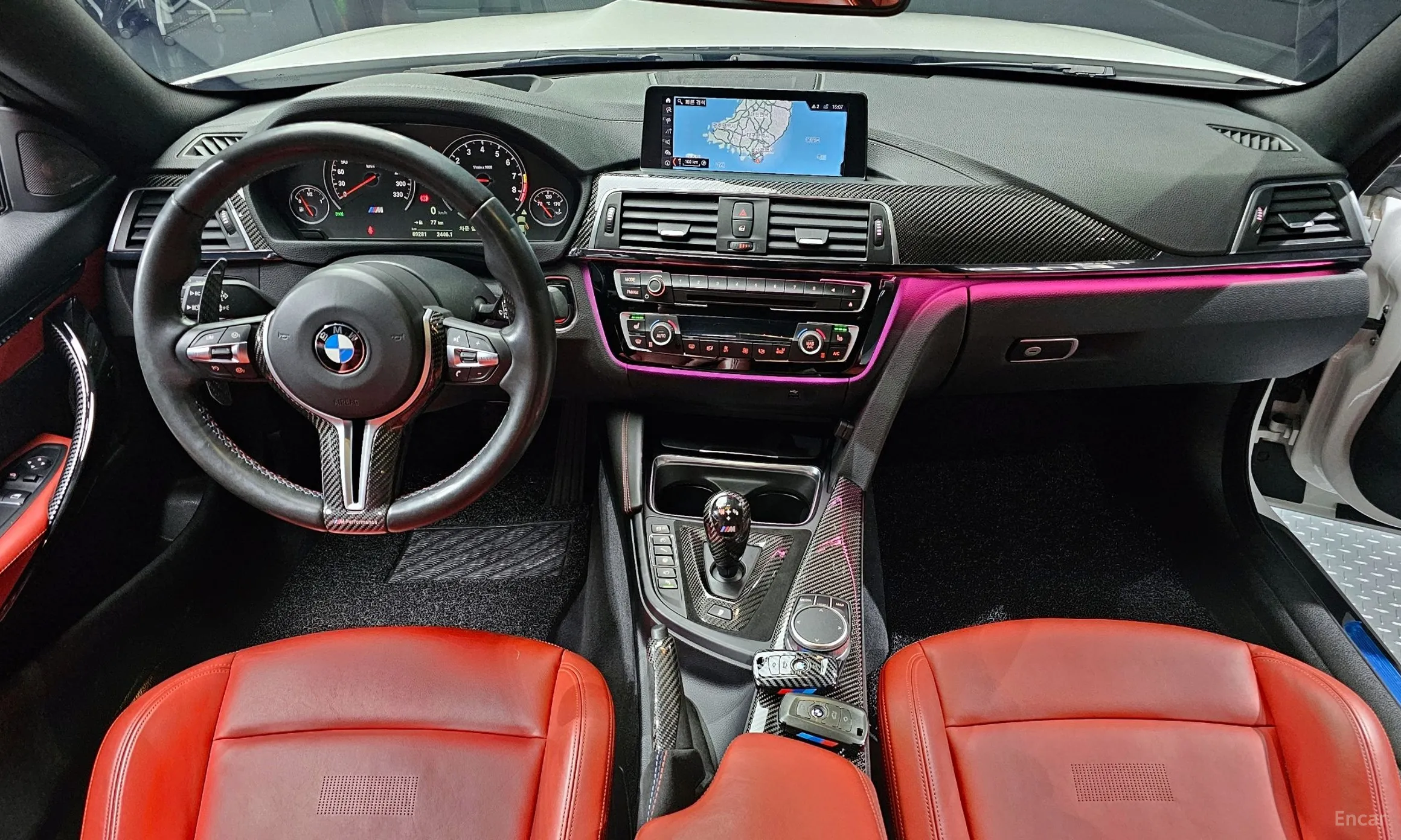 BMW M4 (F82) превью 7