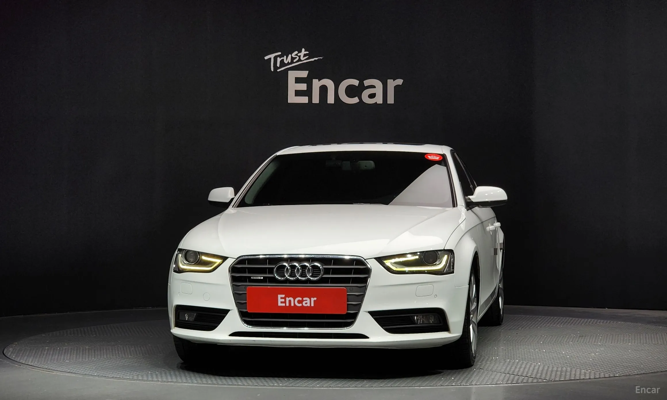 Audi New A4 превью 3