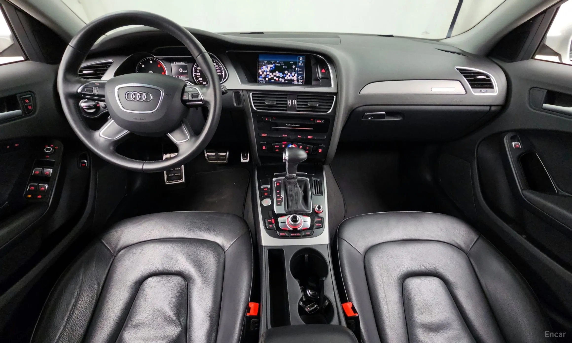 Audi New A4 превью 7