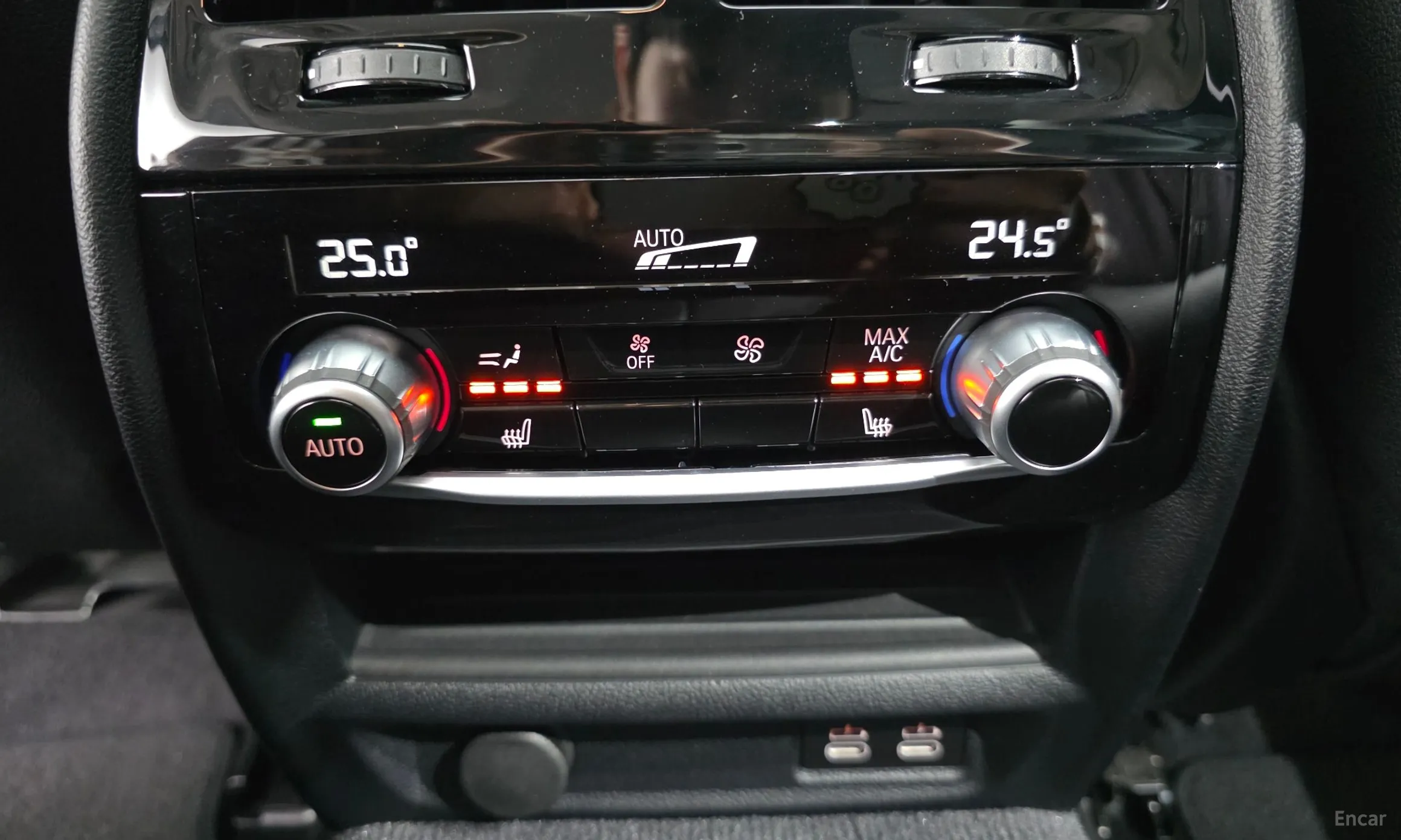 BMW 5 Series (G30) превью 18