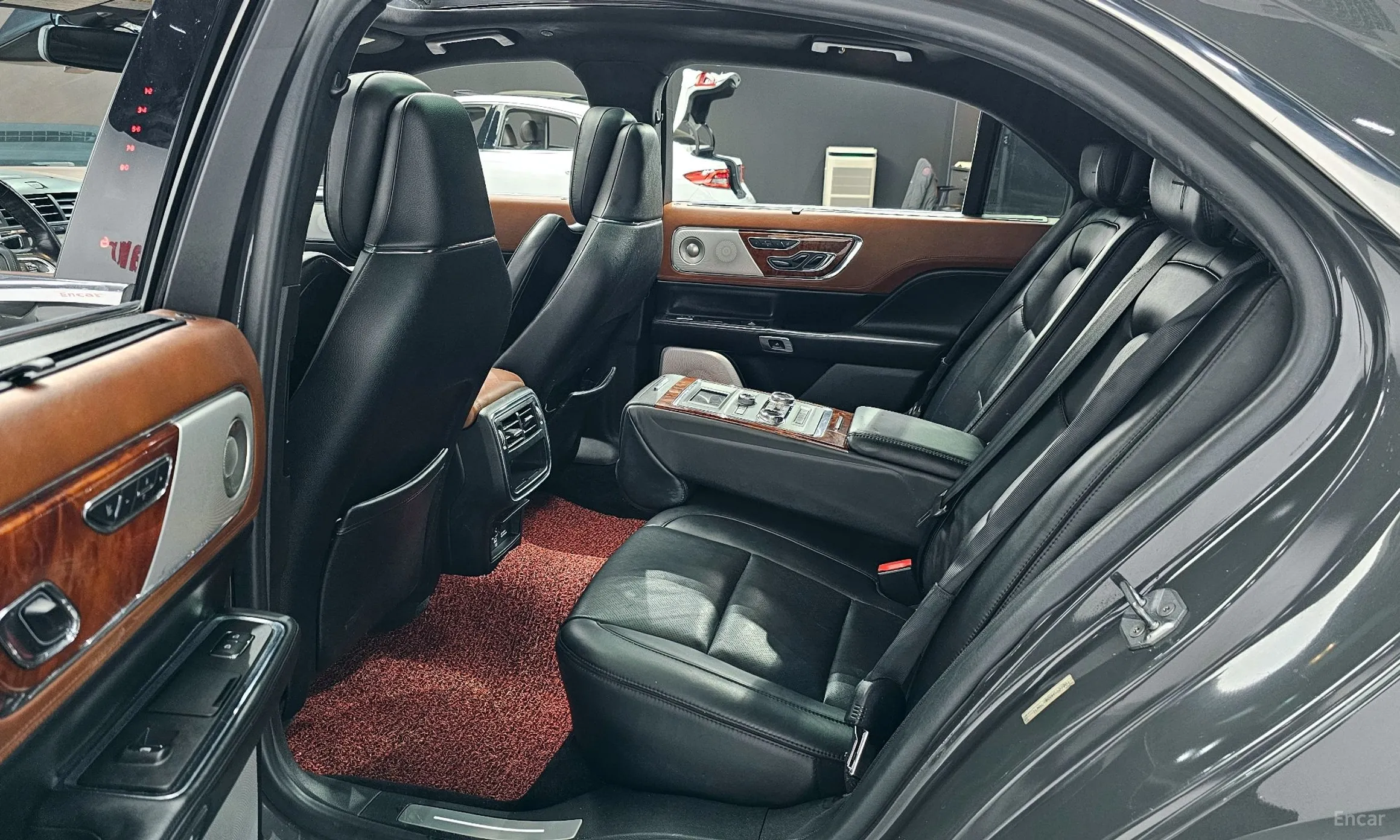 Lincoln Continental Gen 10 превью 12