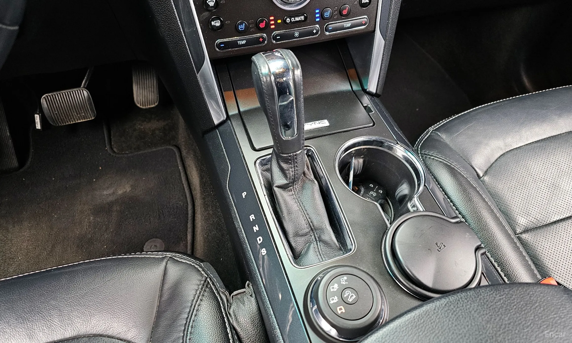 Ford Explorer превью 9