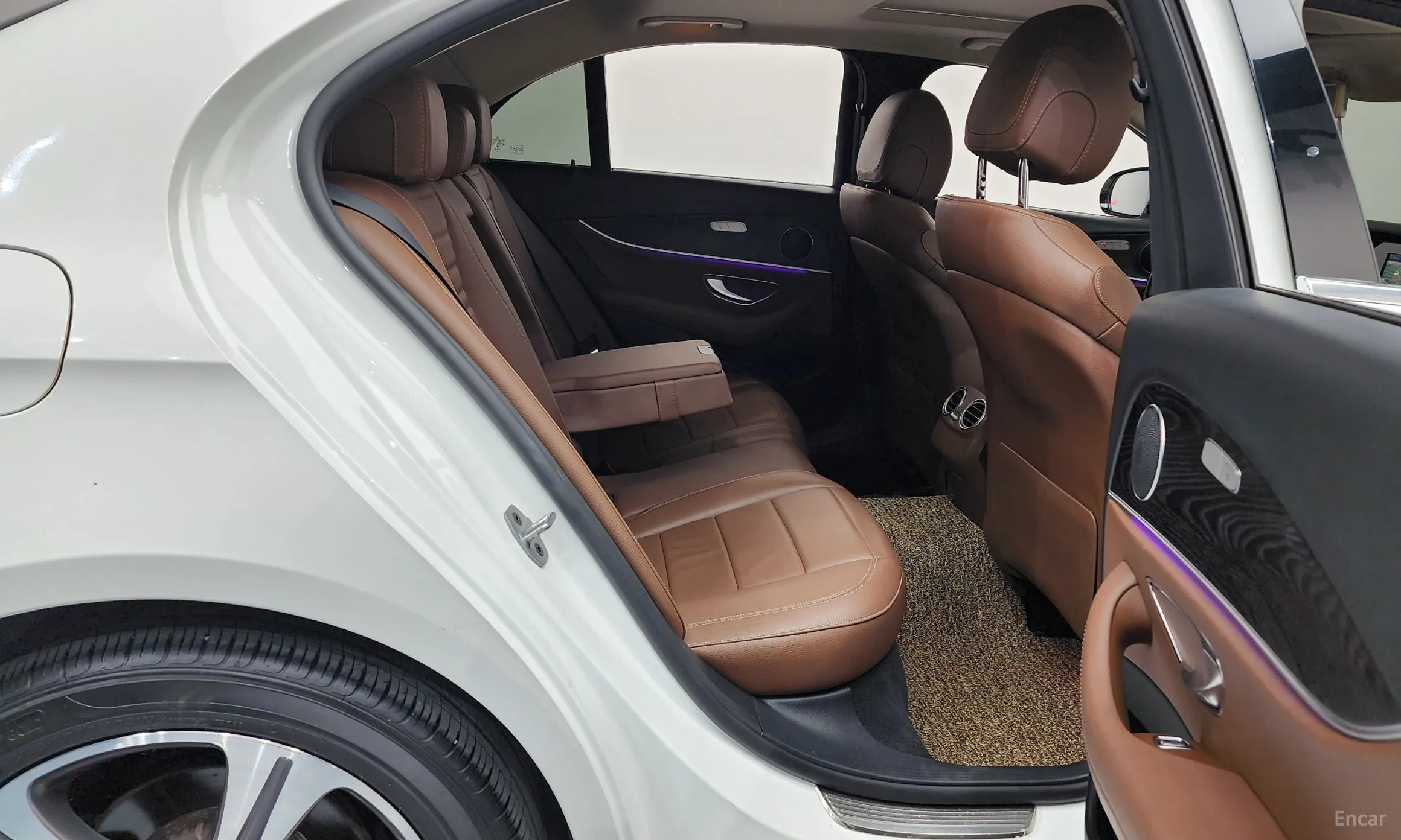 Mercedes Benz E-Class W213 превью 12