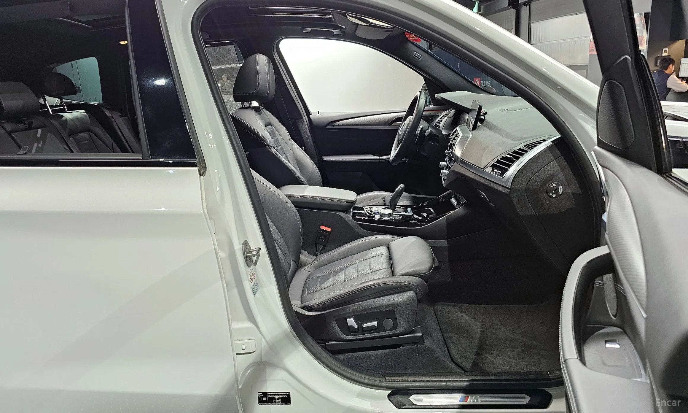 BMW X3 (G01) превью 10
