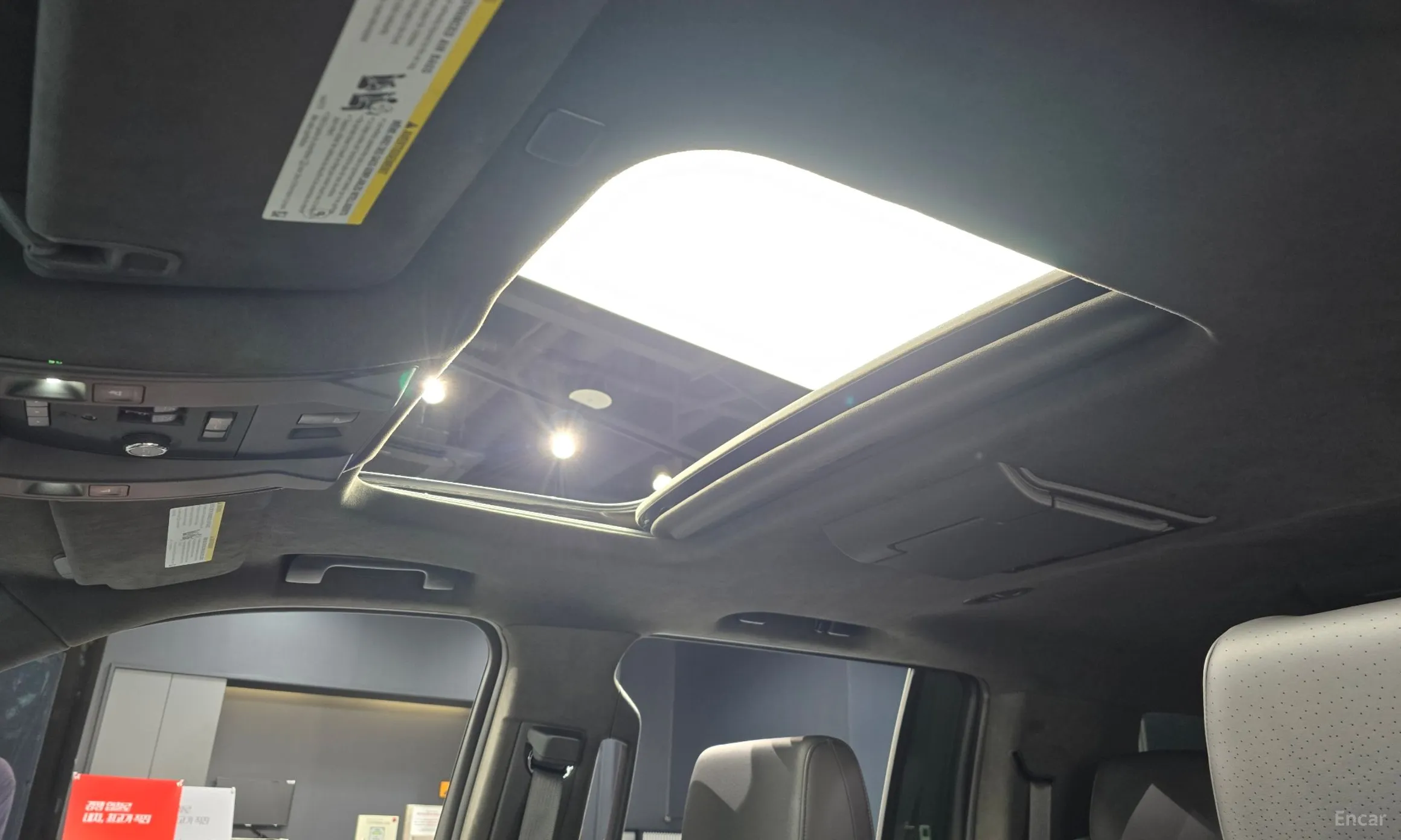 Cadillac Escalade превью 19